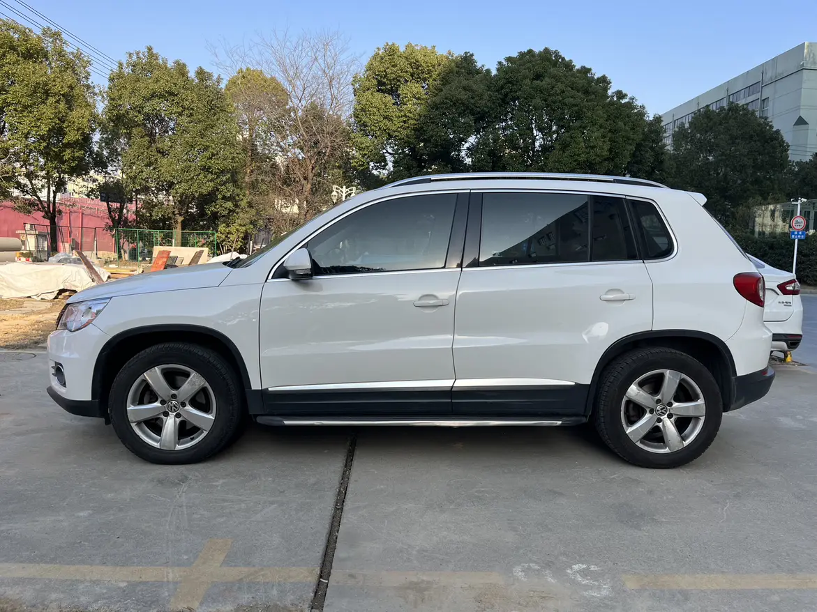 Volkswagen Tiguan  из Китая