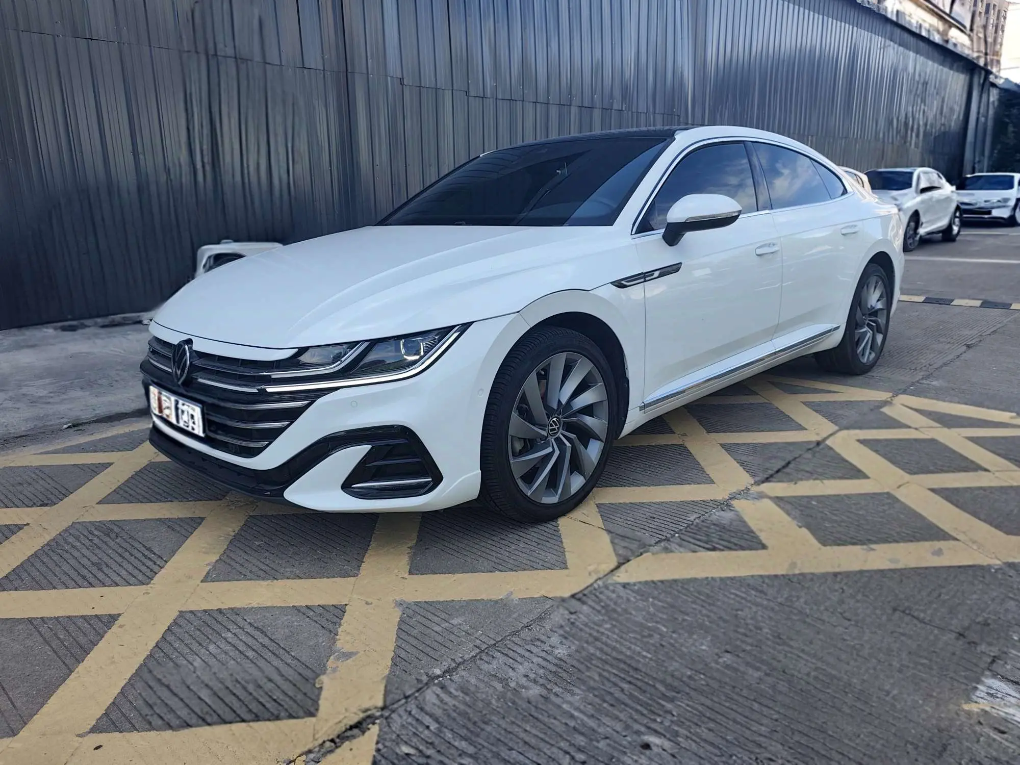 Volkswagen Arteon (CC)  из Китая