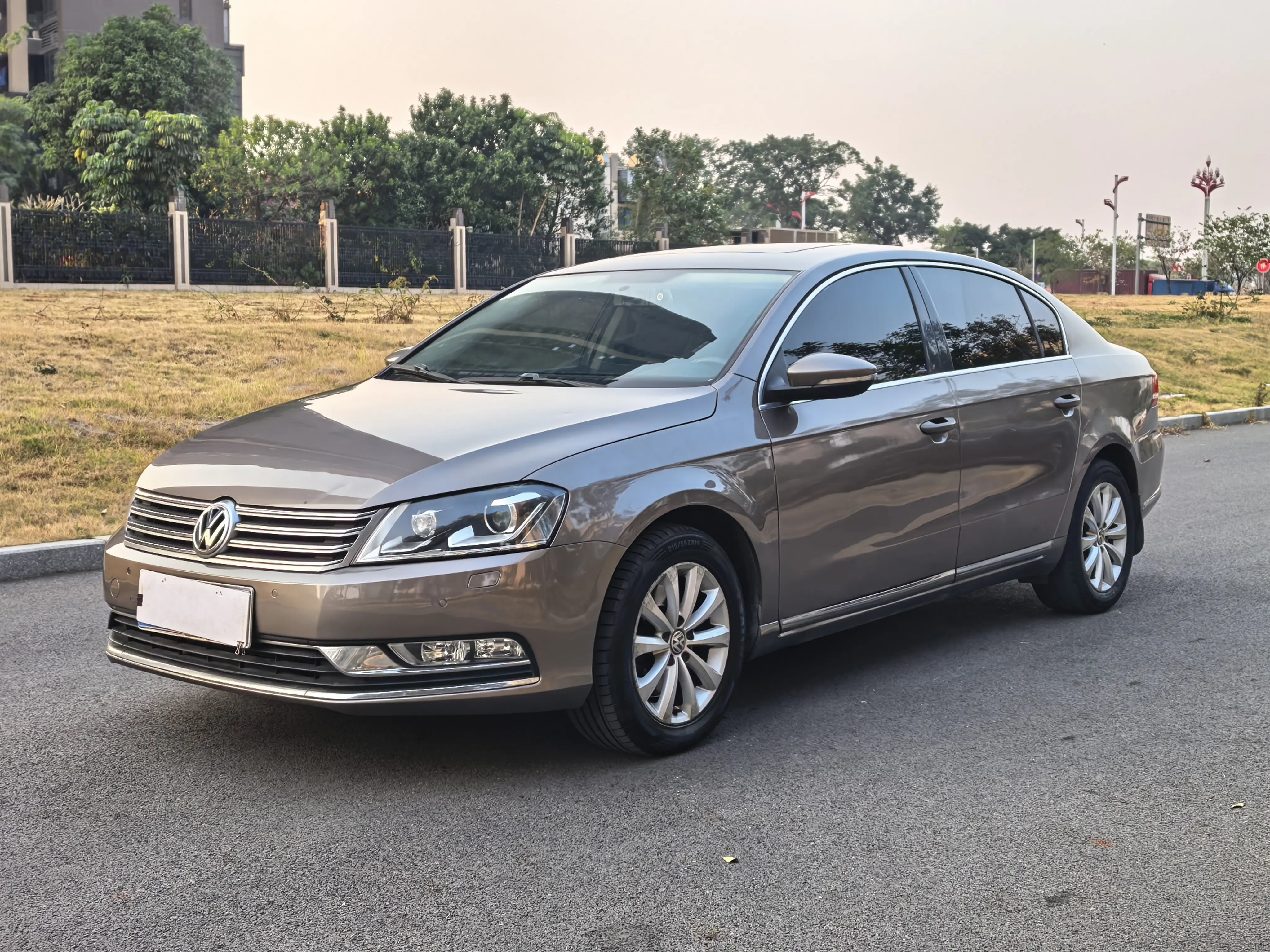 Volkswagen Magotan  из Китая