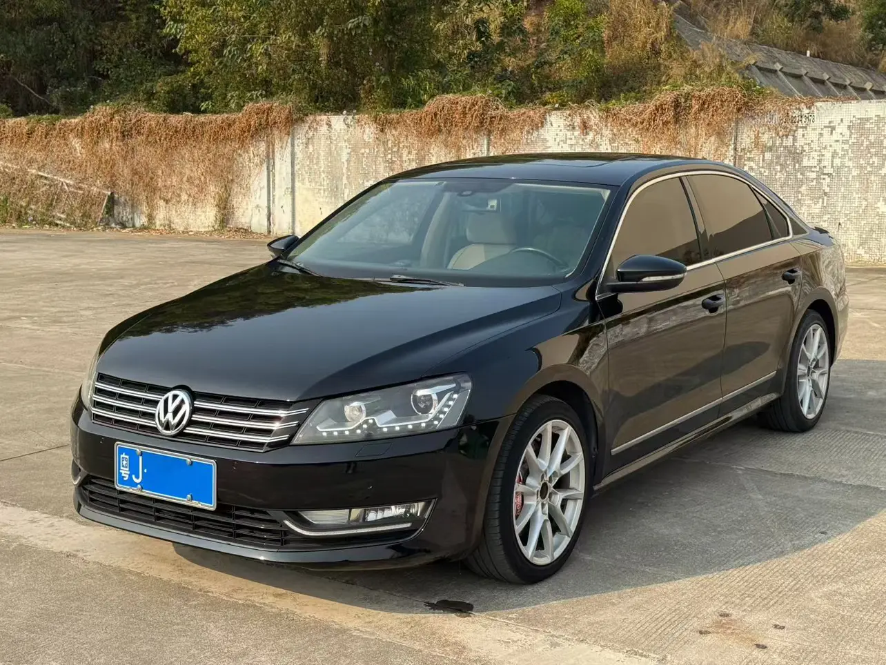 Volkswagen Passat  из Китая