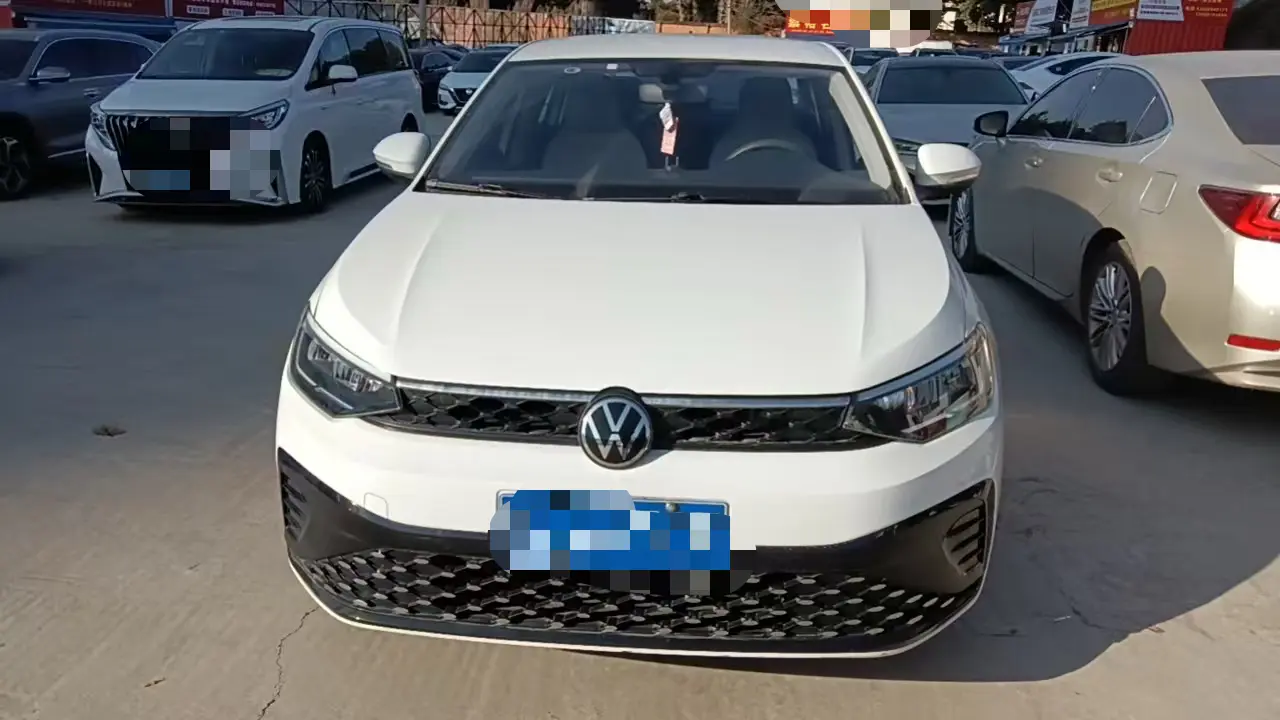 Volkswagen Lavida  из Китая
