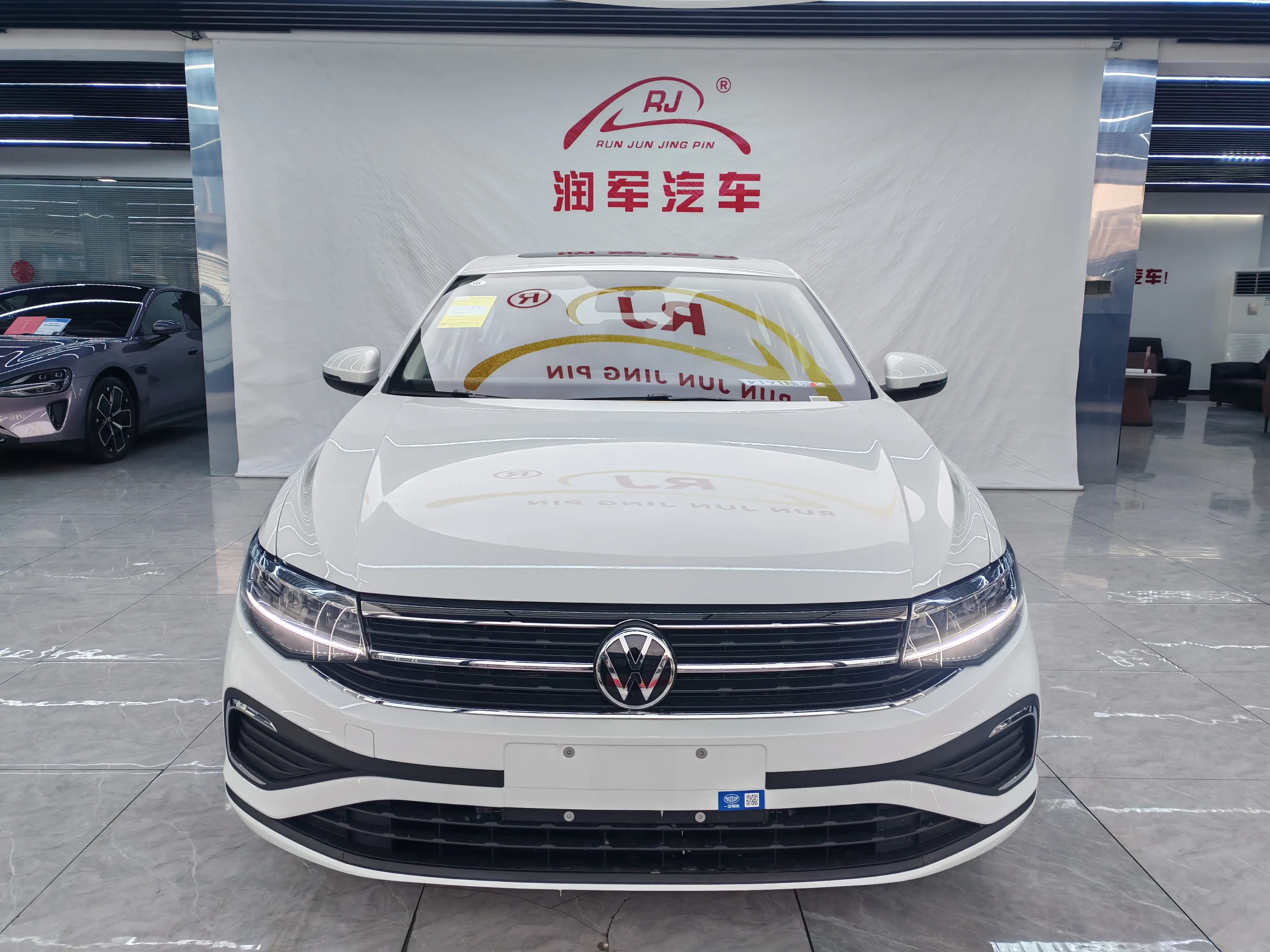 Volkswagen Bora  из Китая