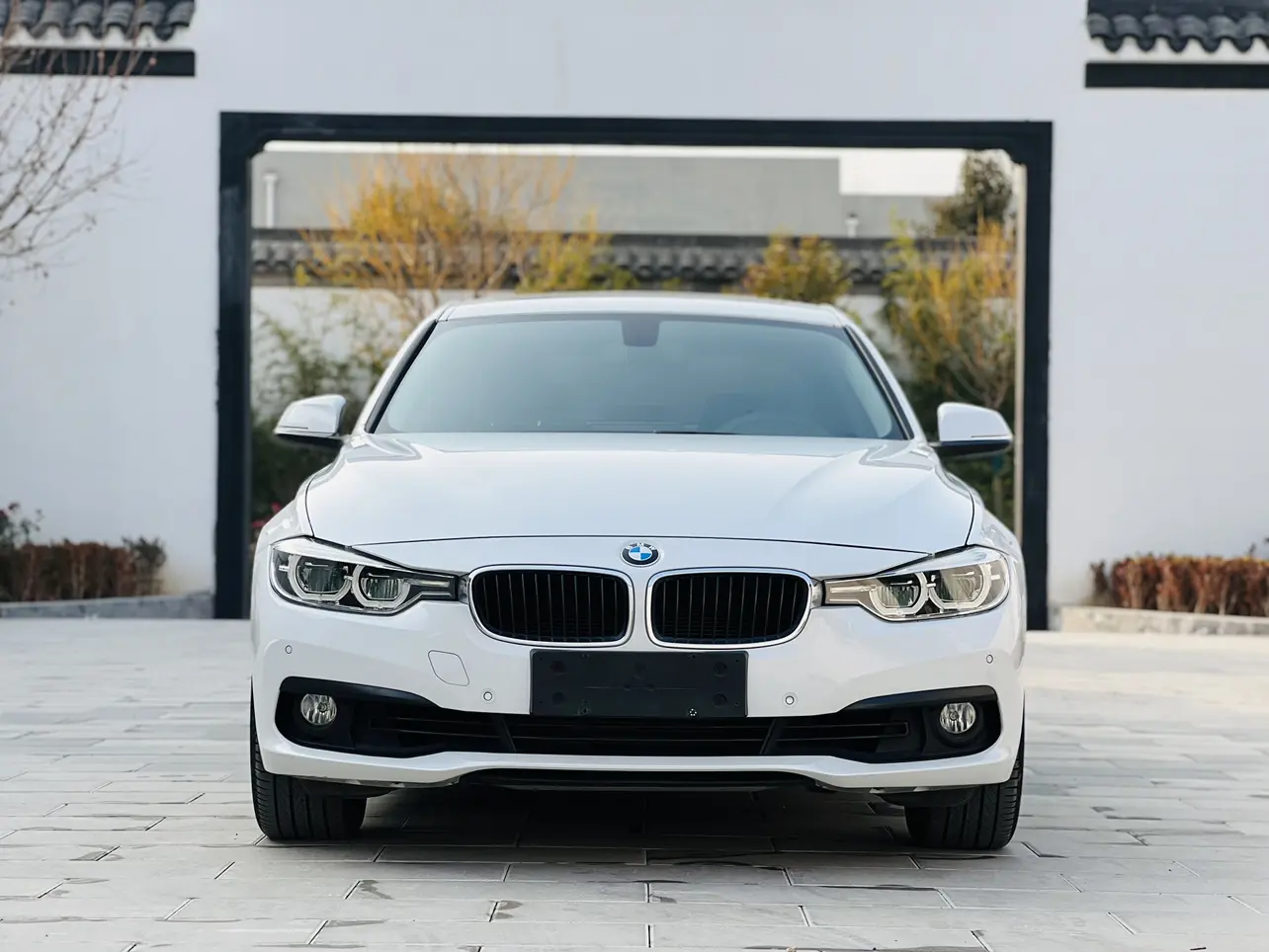 BMW 3 Series  из Китая