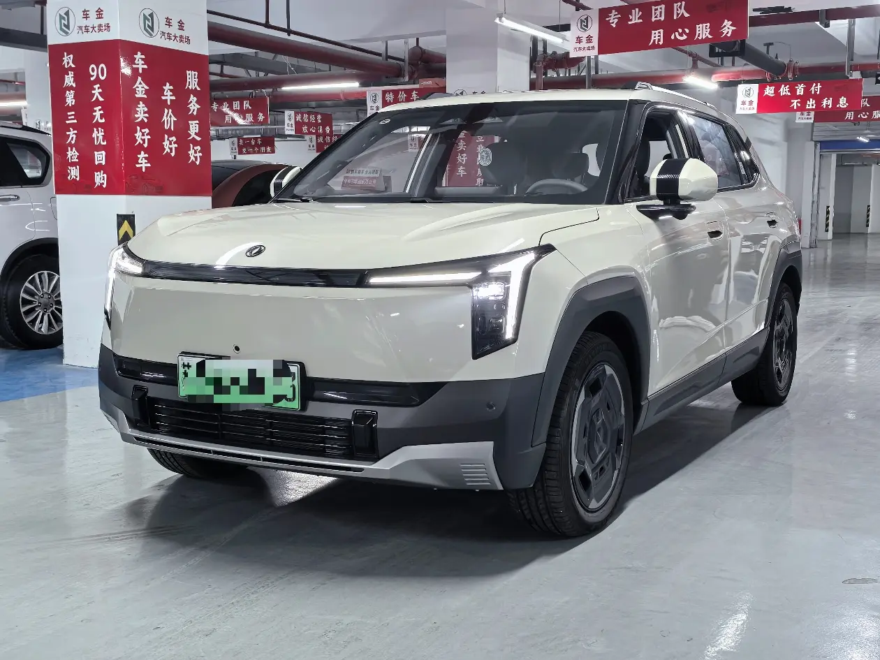 Dongfeng Nano 06  из Китая
