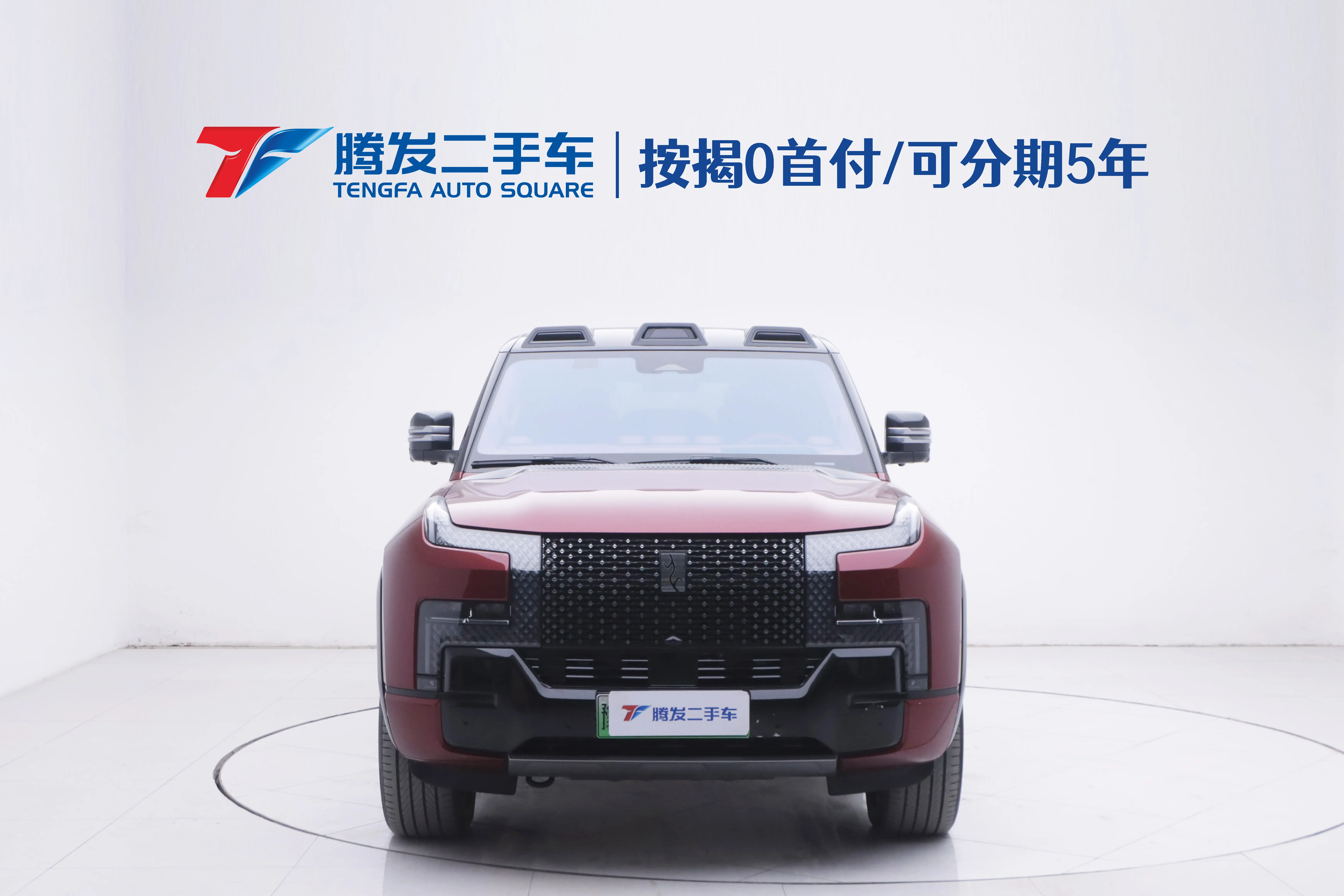 BYD Yangwang U8  из Китая