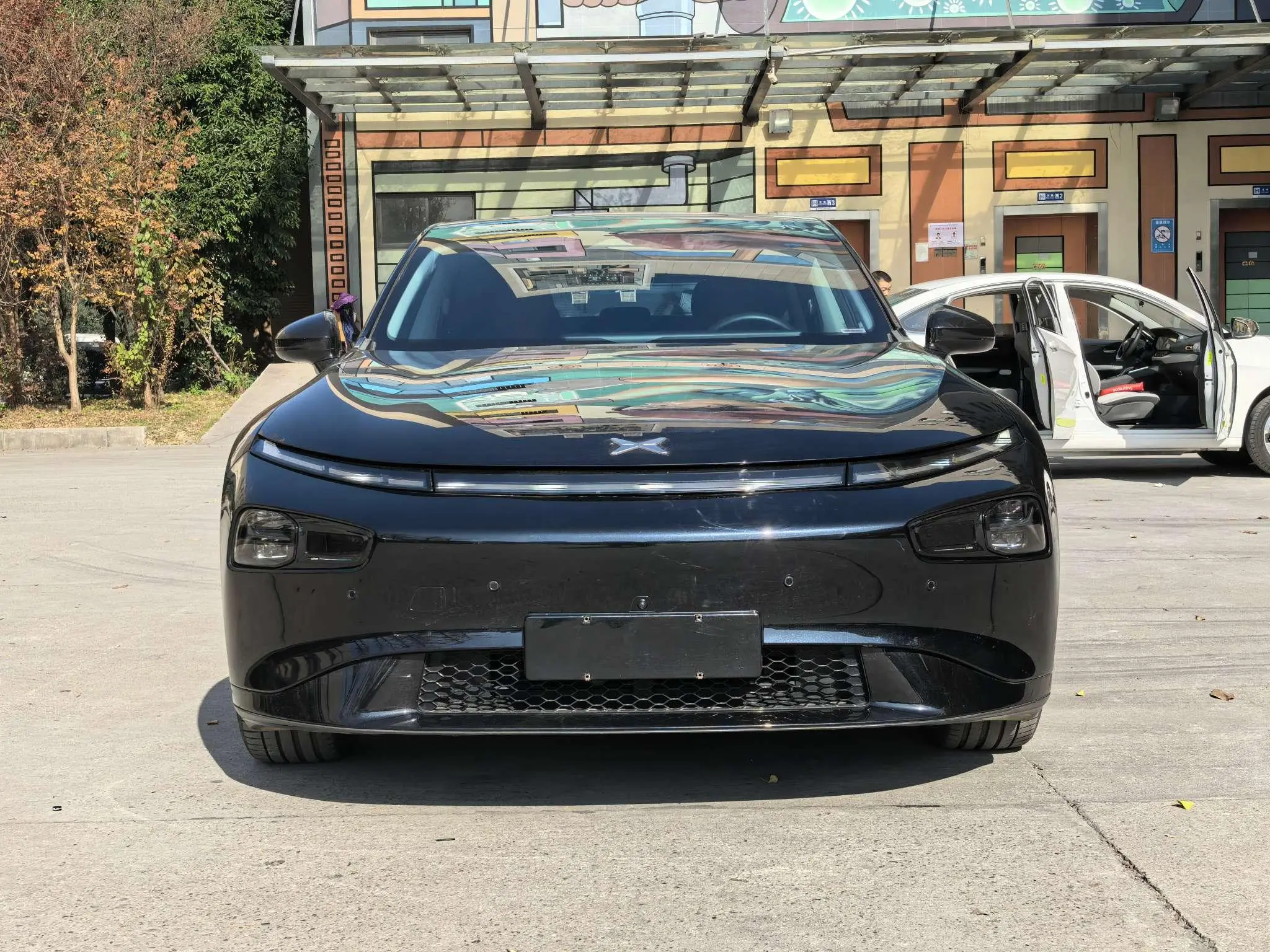 Xpeng P7  из Китая