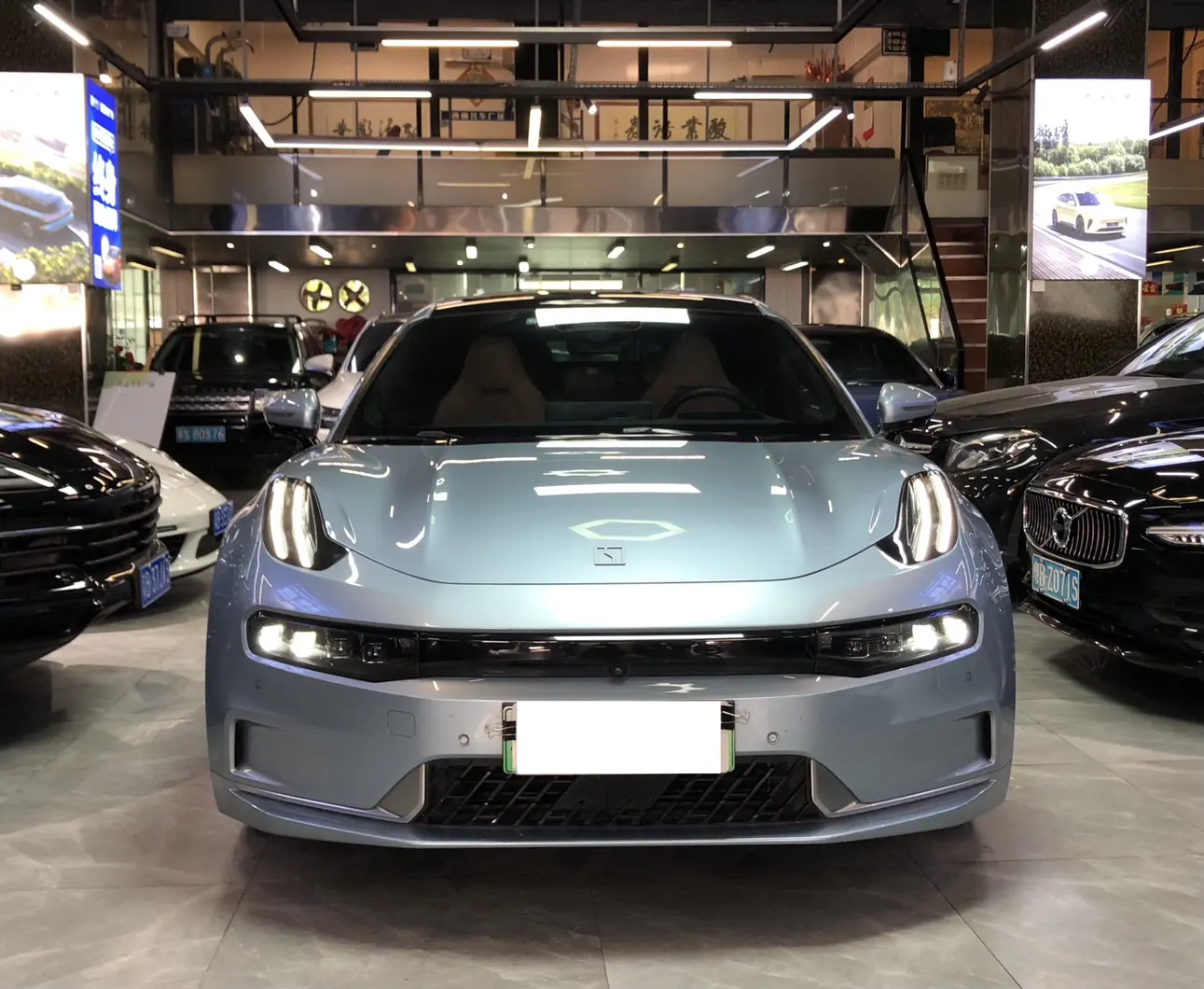 ZEEKR 001  из Китая