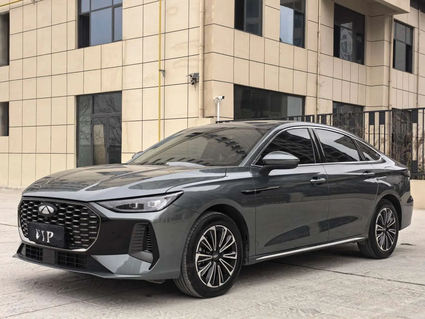 Chery Fengyun A8L  из Китая