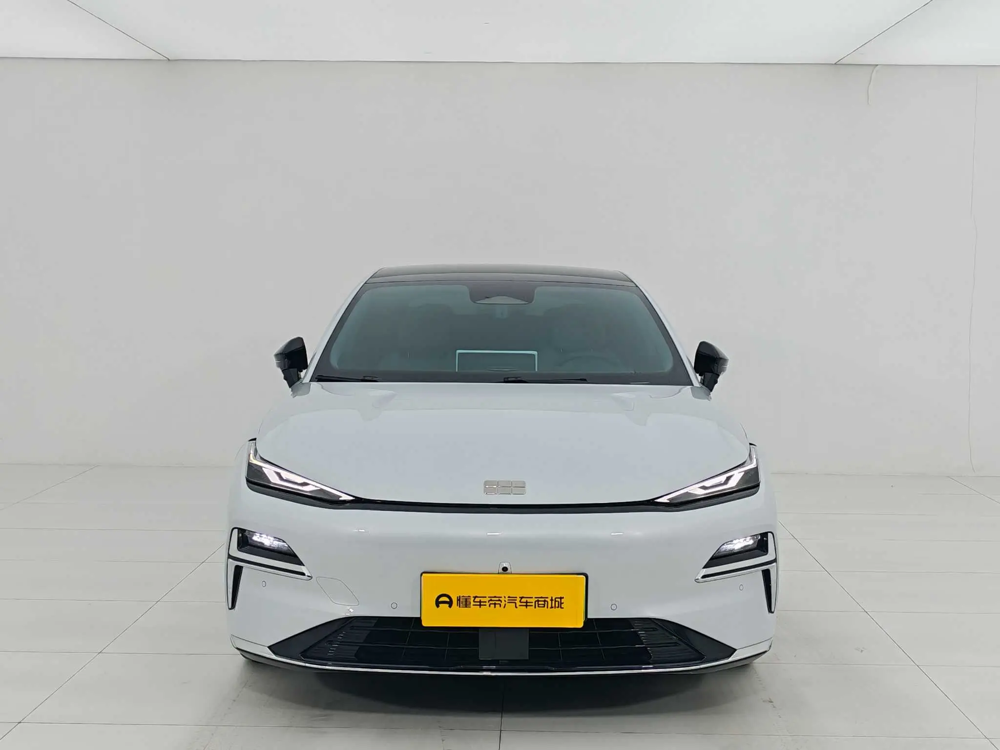 Geely Galaxy Star 8 PHEV  из Китая