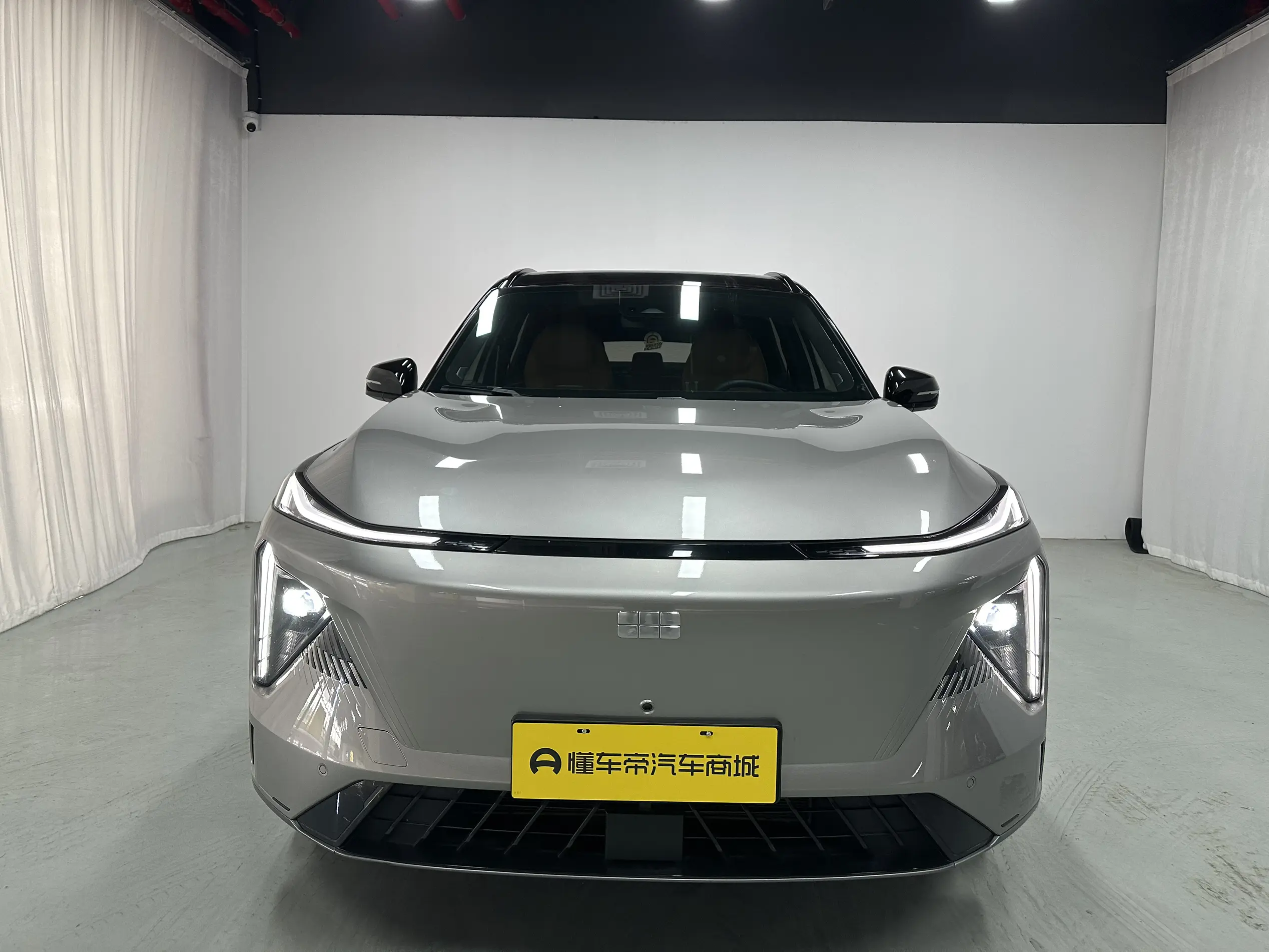 Geely Galaxy L7  из Китая