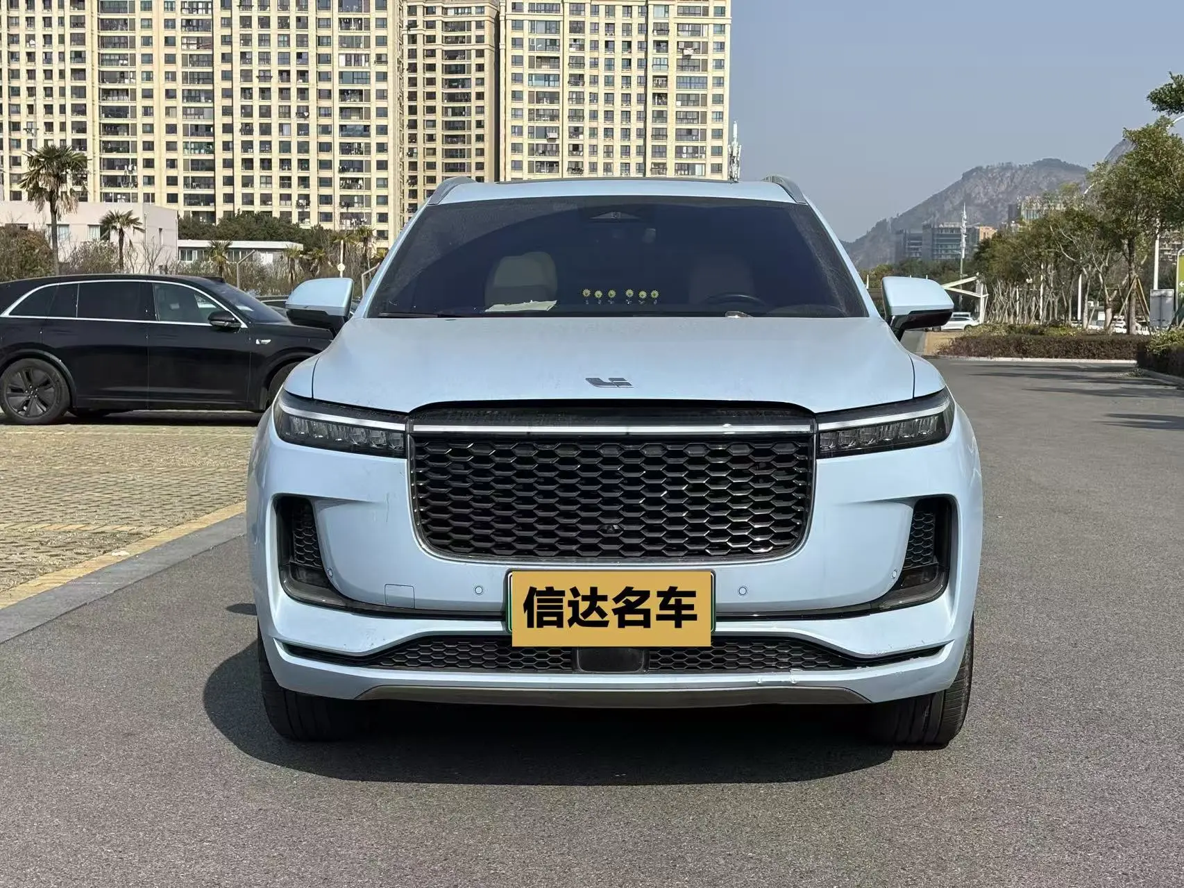 Li ONE (Ideal ONE)  из Китая