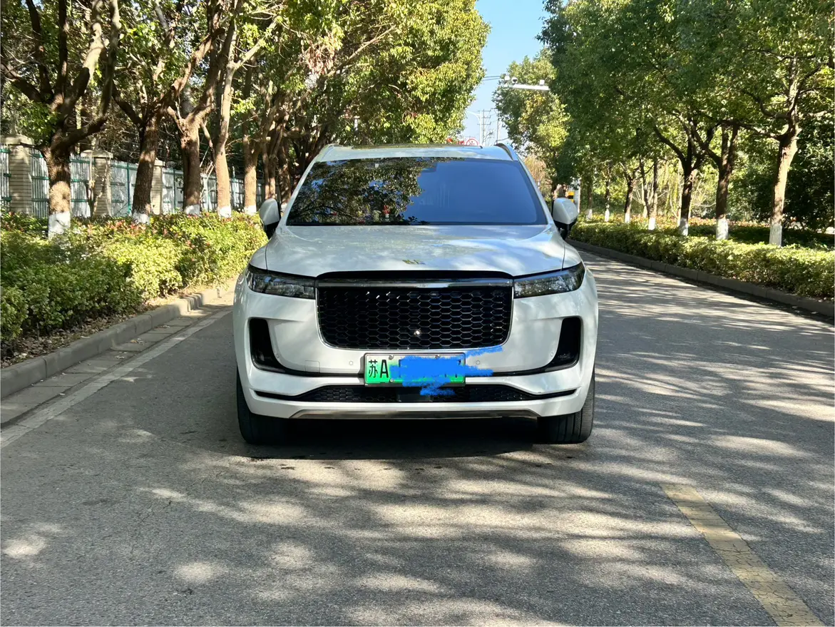 Li ONE (Ideal ONE)  из Китая