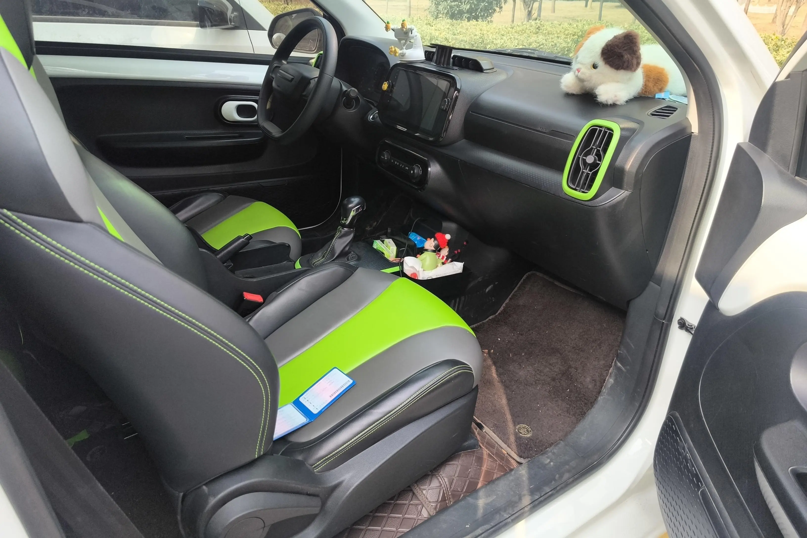 Roewe CLEVER  из Китая