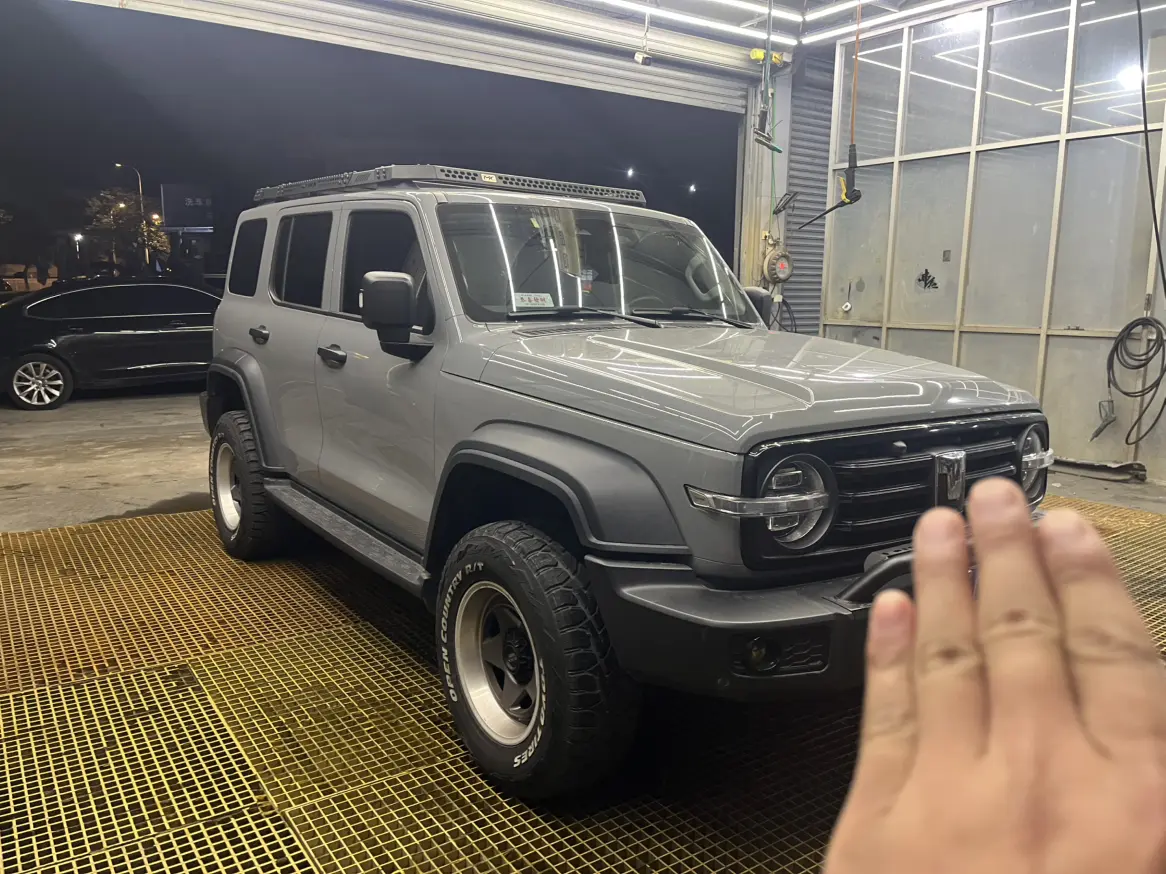 Tank 300  из Китая