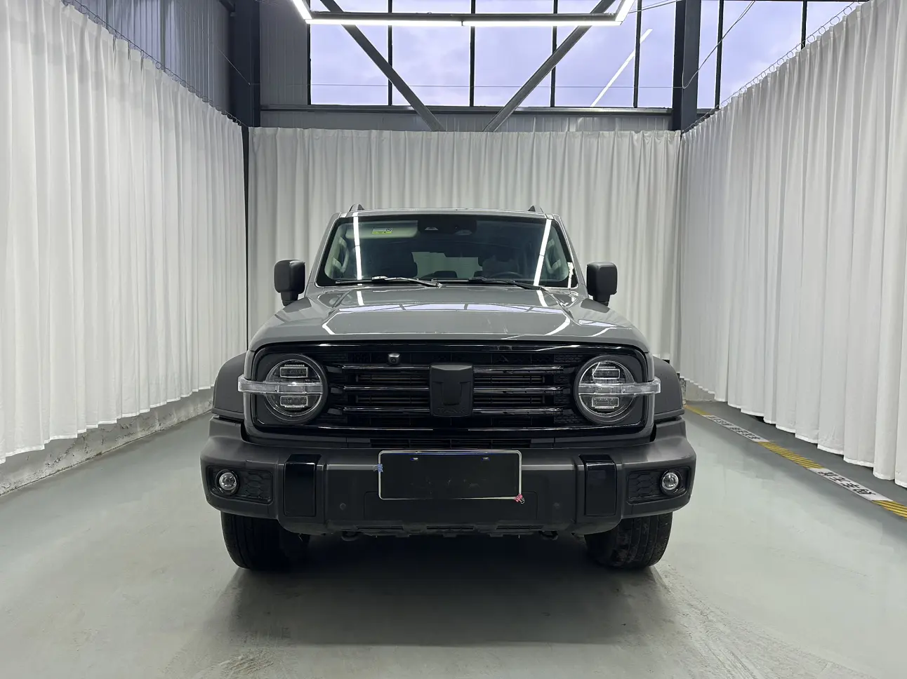 Tank 300  из Китая