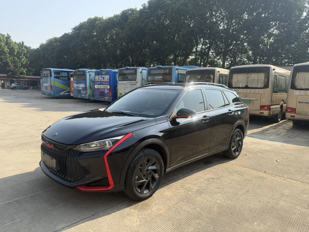 Dongfeng Yixuan GS  из Китая