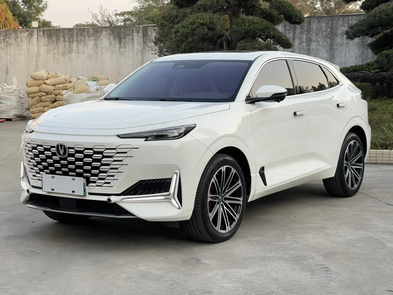 Changan UNI-K  из Китая