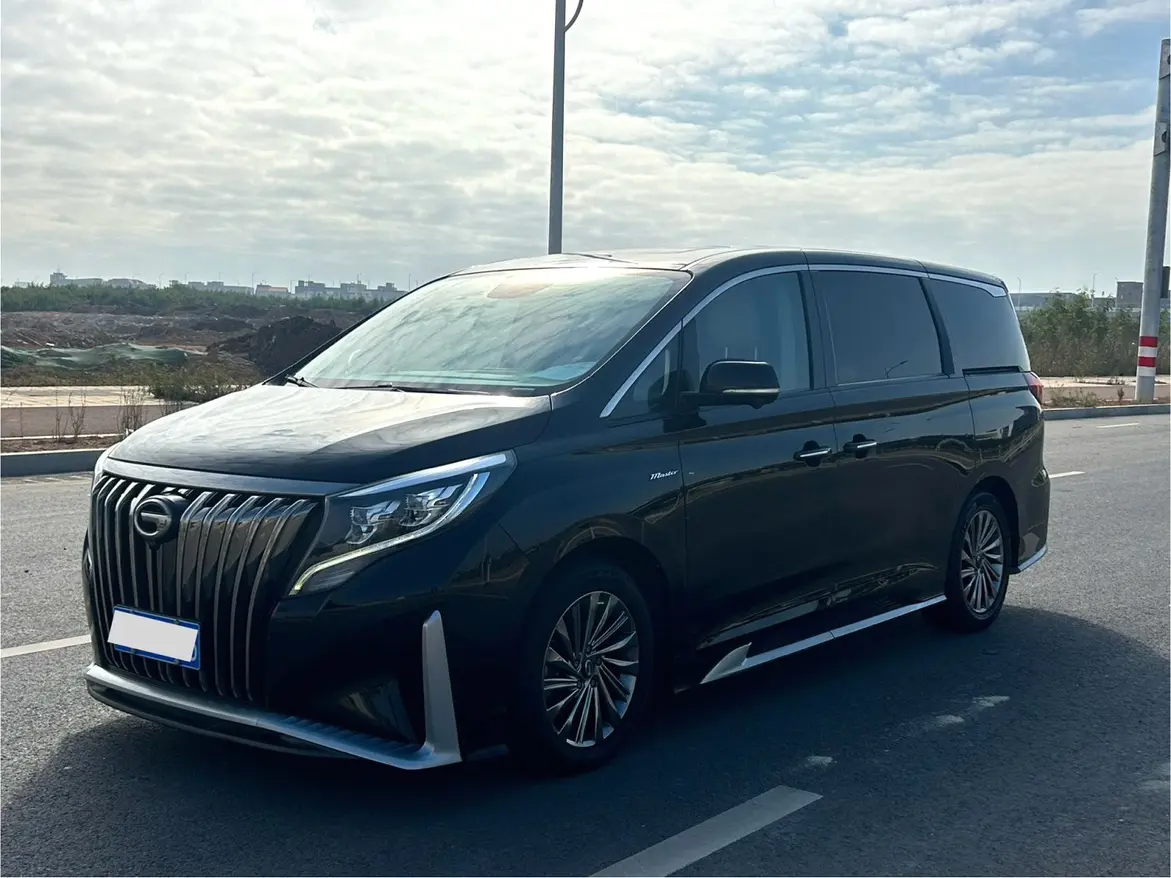 GAC Trumpchi M8  из Китая