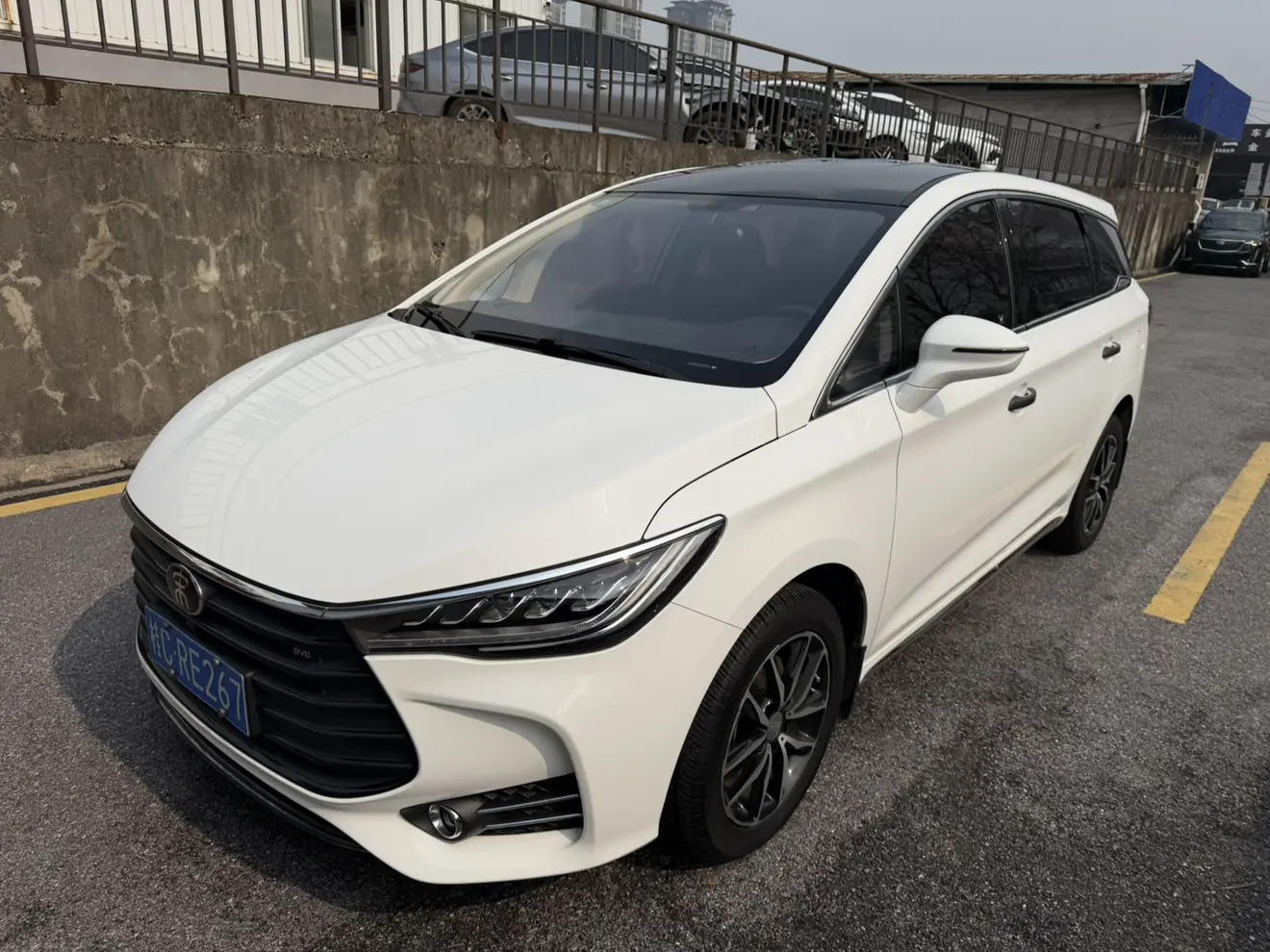 BYD Song MAX  из Китая