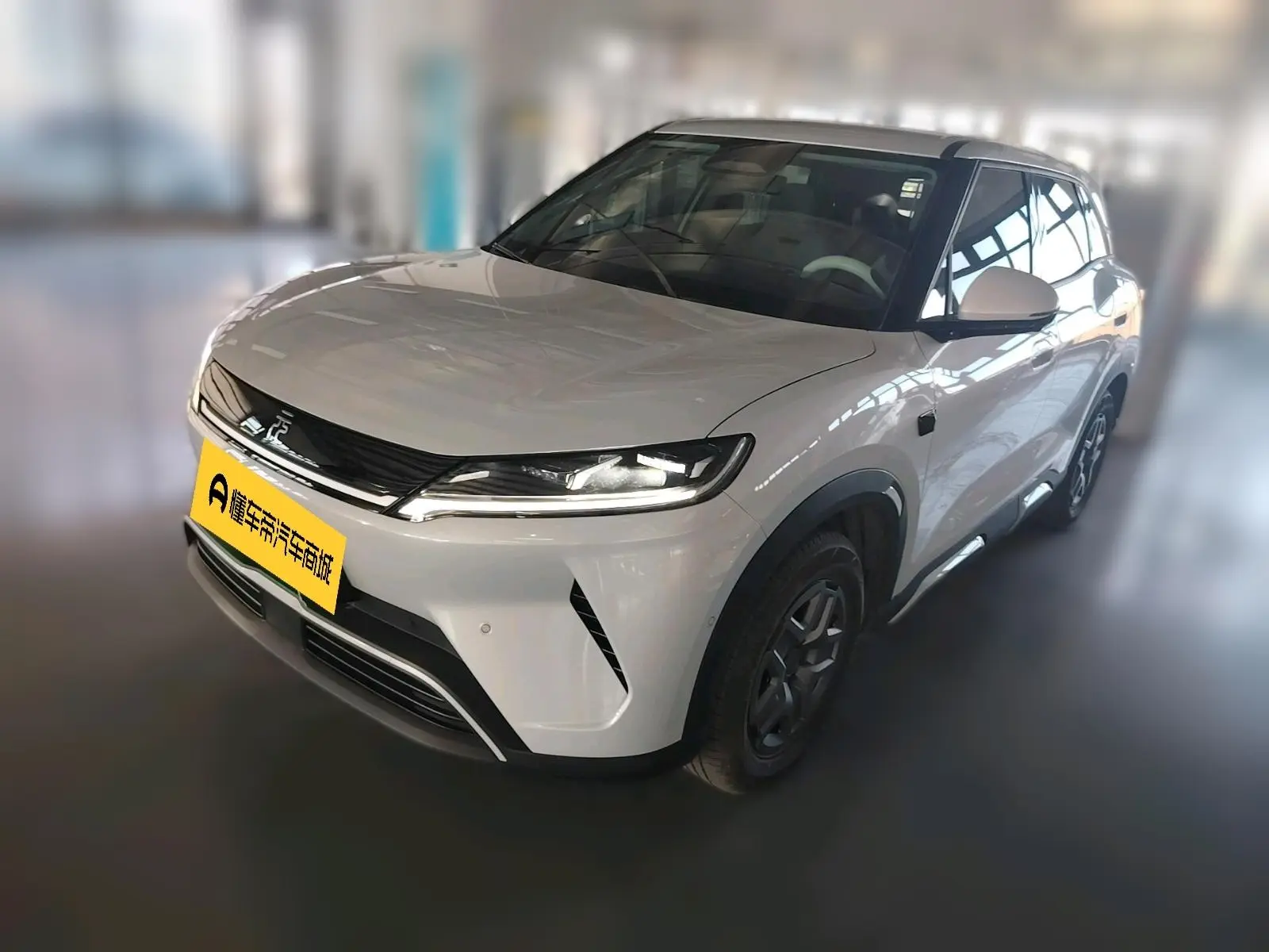 BYD Yuan UP  из Китая