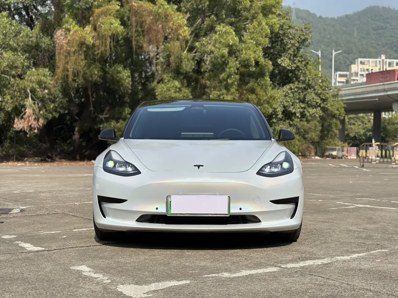 Tesla Model 3  из Китая