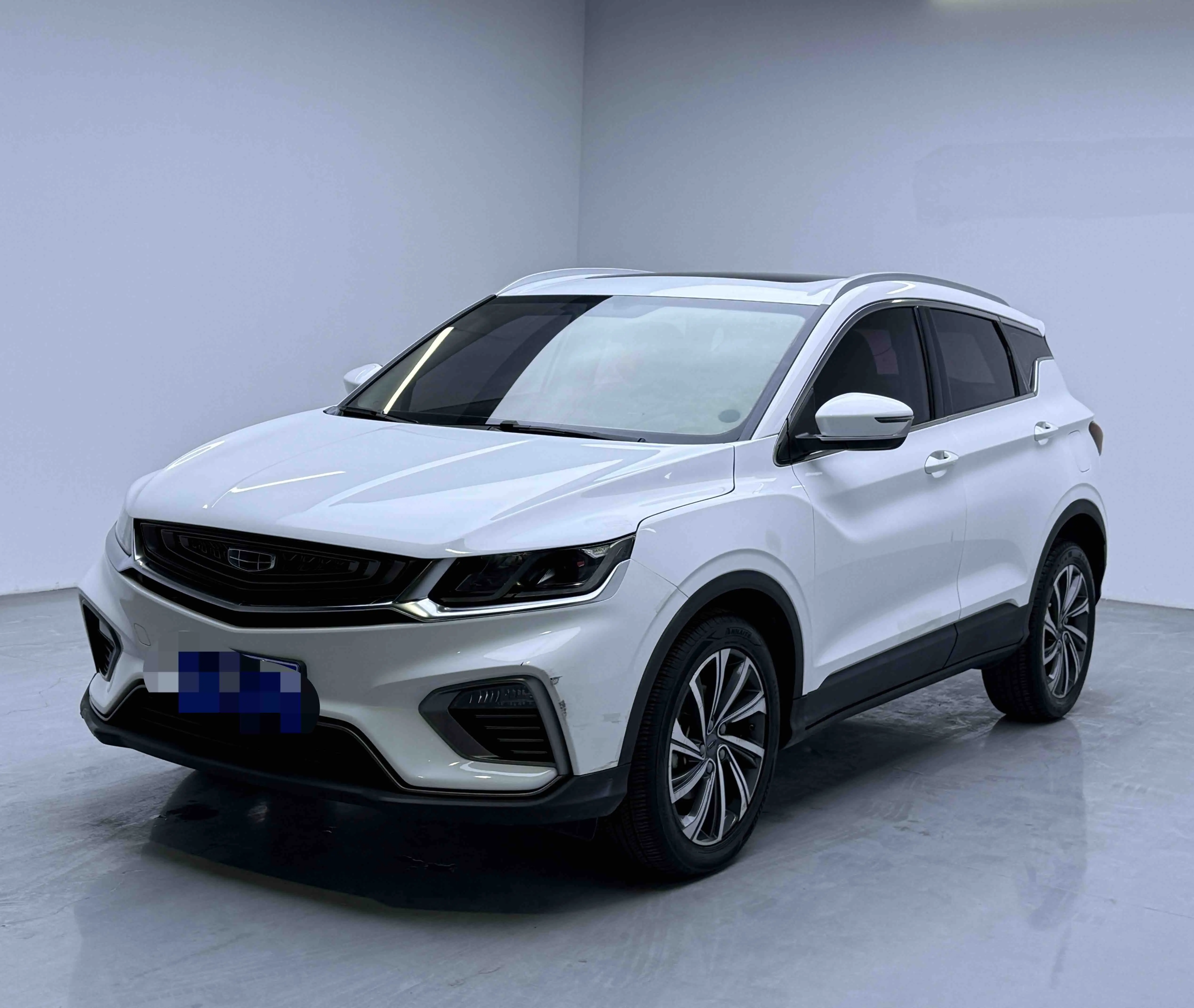 Geely Coolray SX11 (Binyue)  из Китая