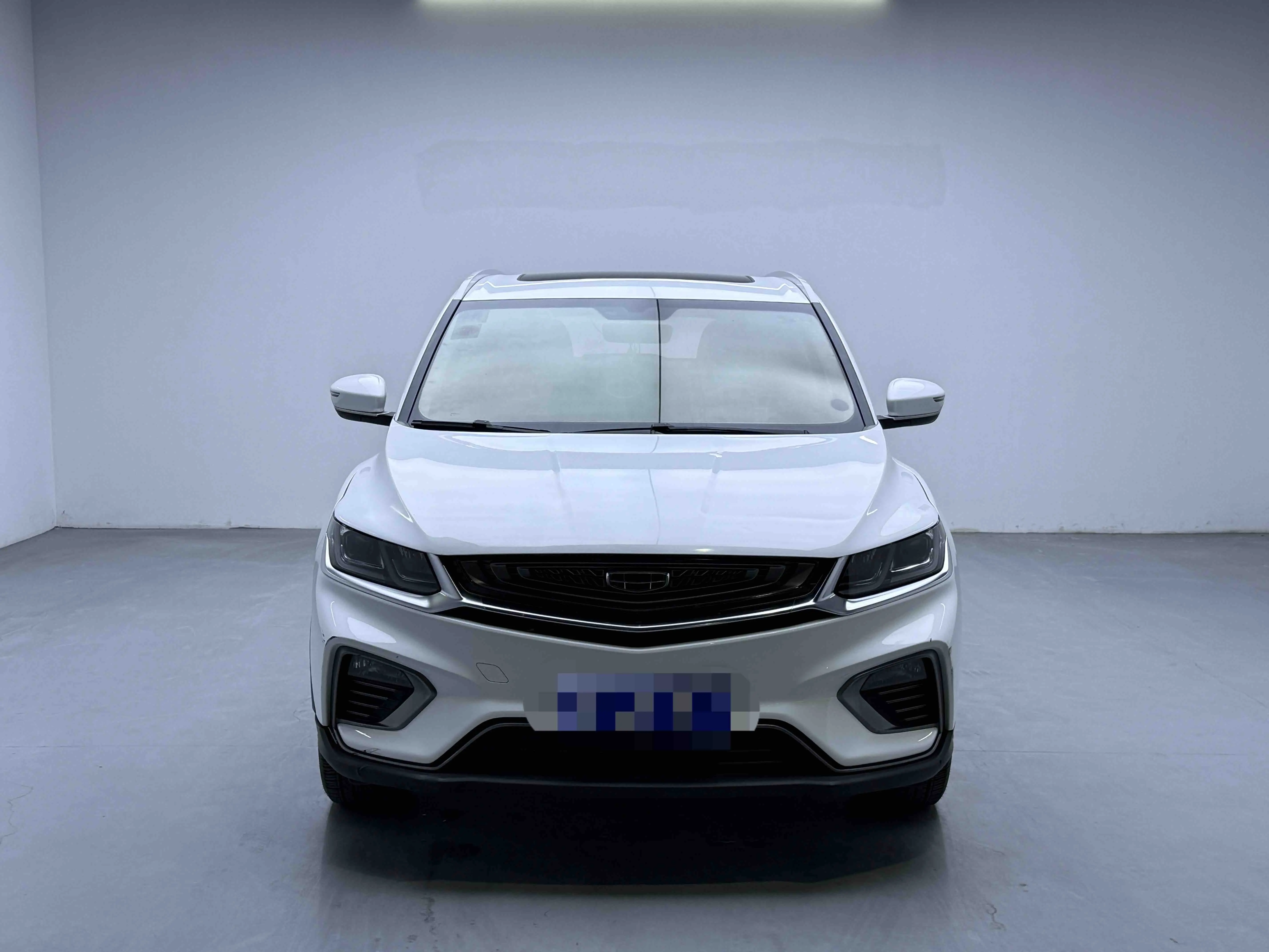 Geely Coolray SX11 (Binyue)  из Китая