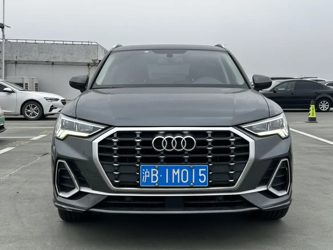 Audi Q3  из Китая