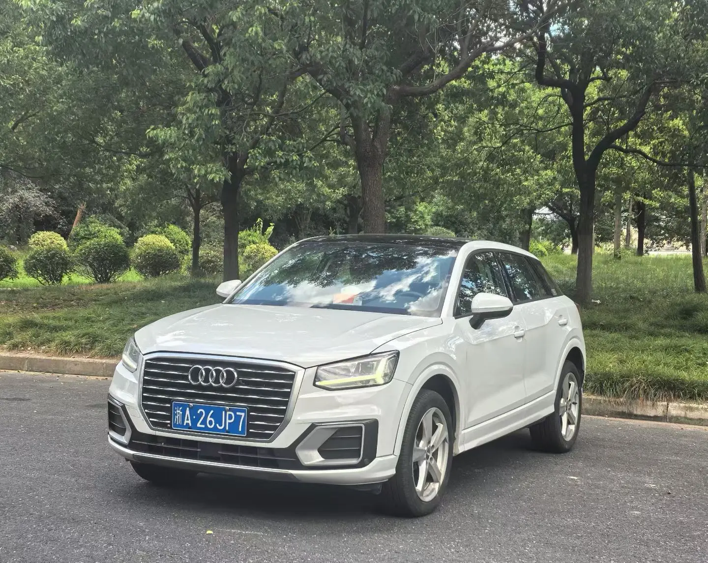Audi Q2L  из Китая