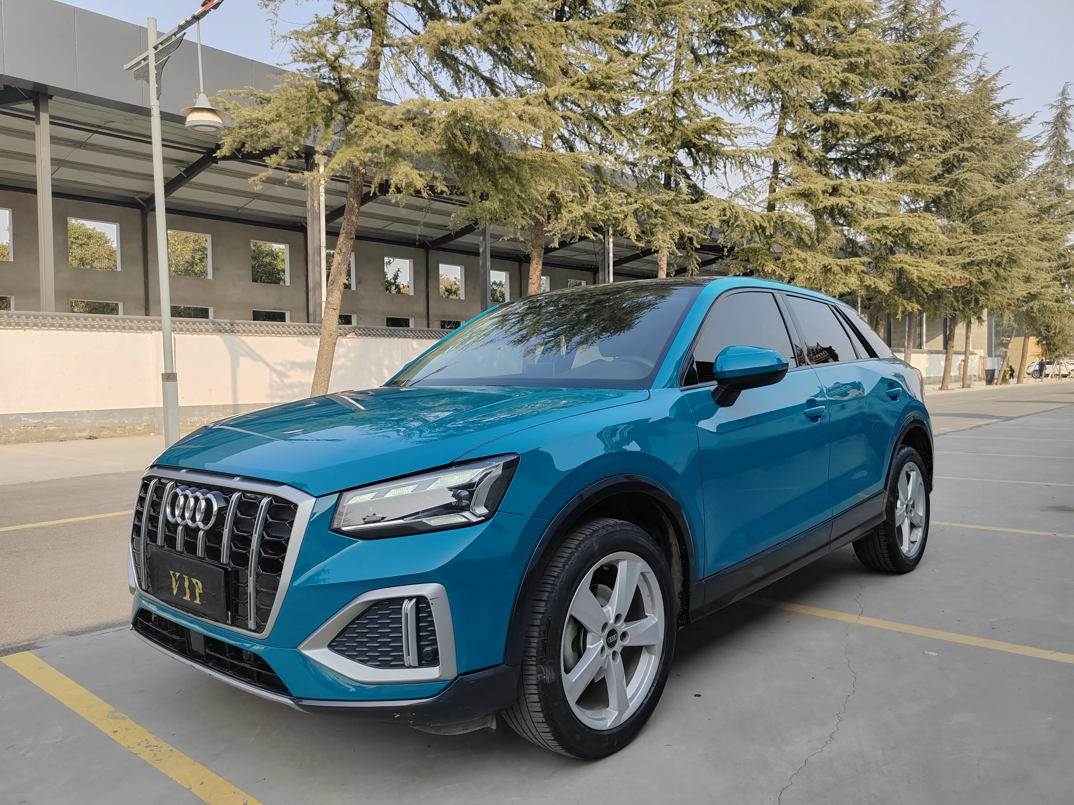 Audi Q2L  из Китая