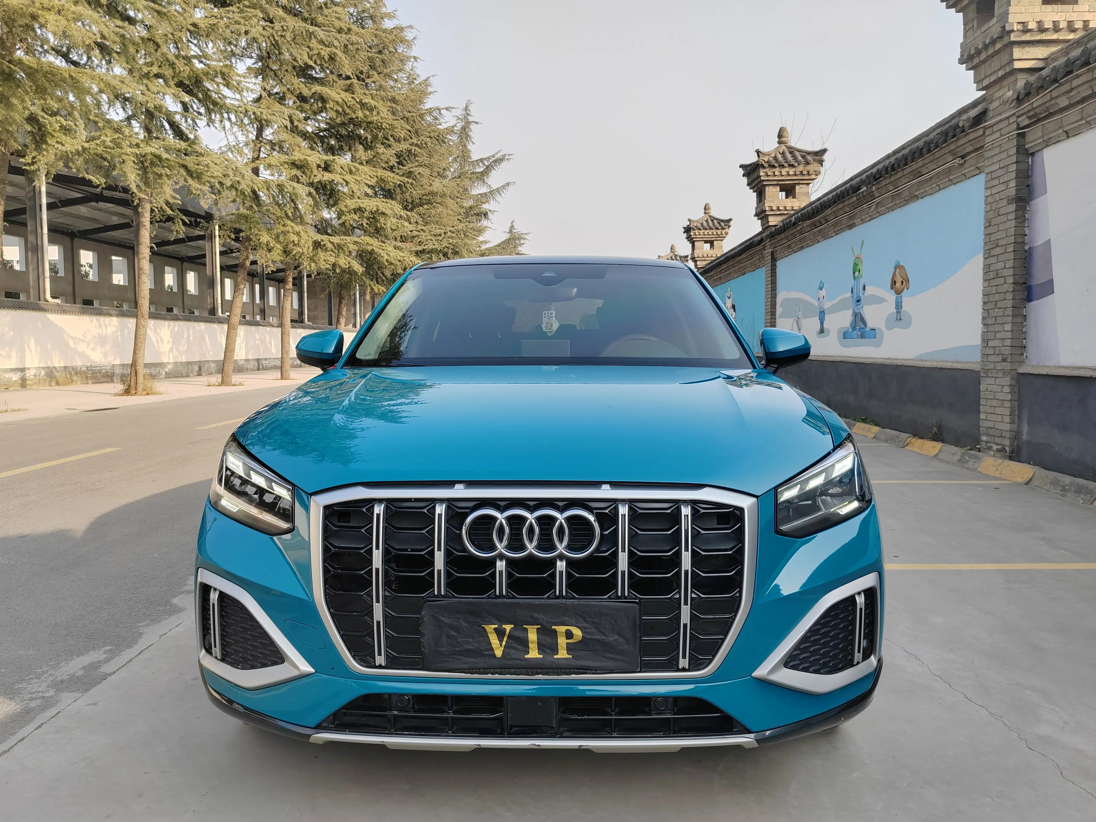 Audi Q2L  из Китая