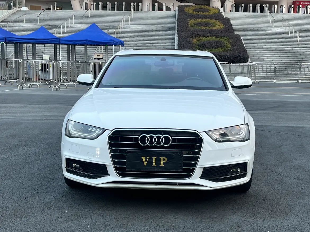 Audi A4L  из Китая
