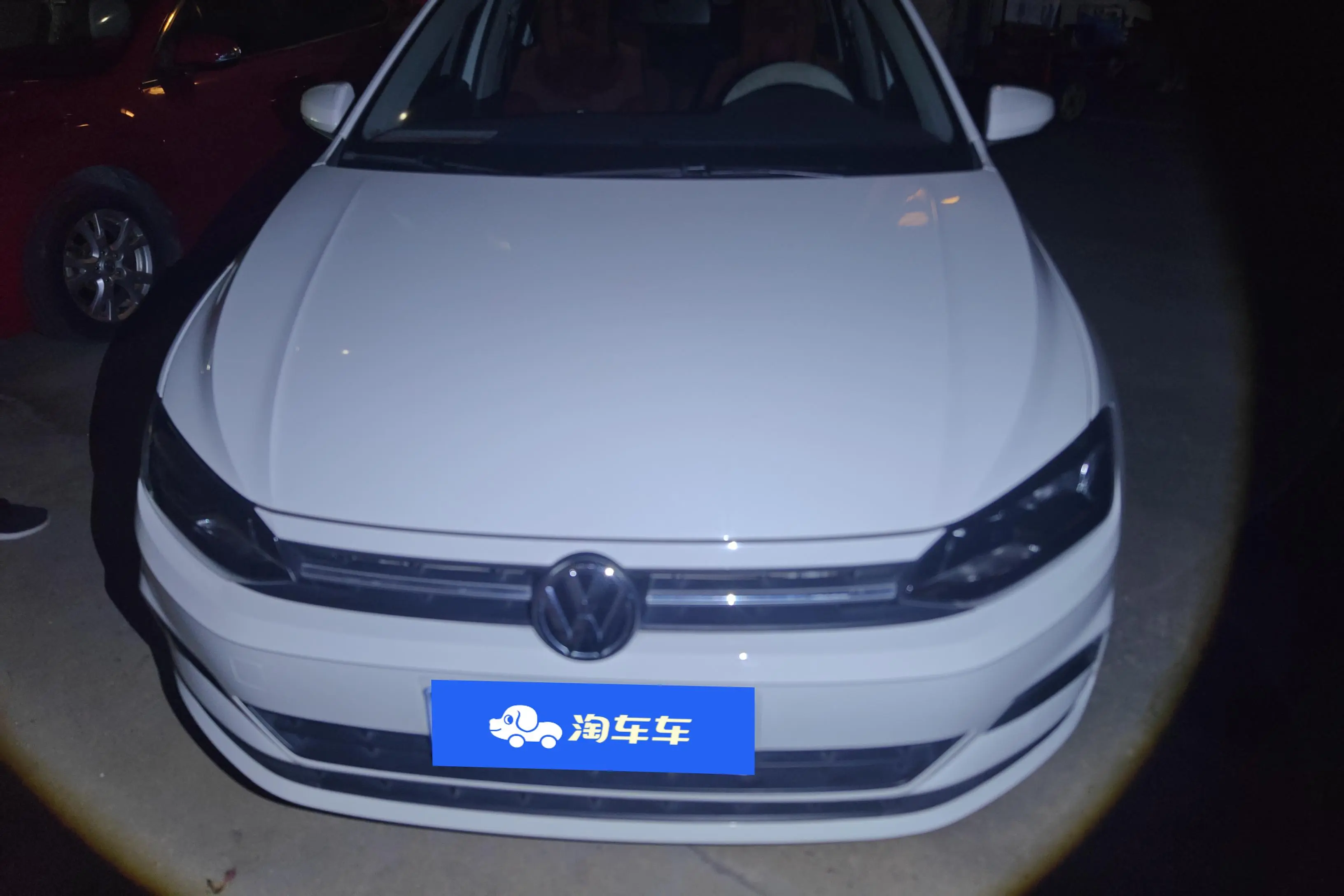 Volkswagen Polo  из Китая