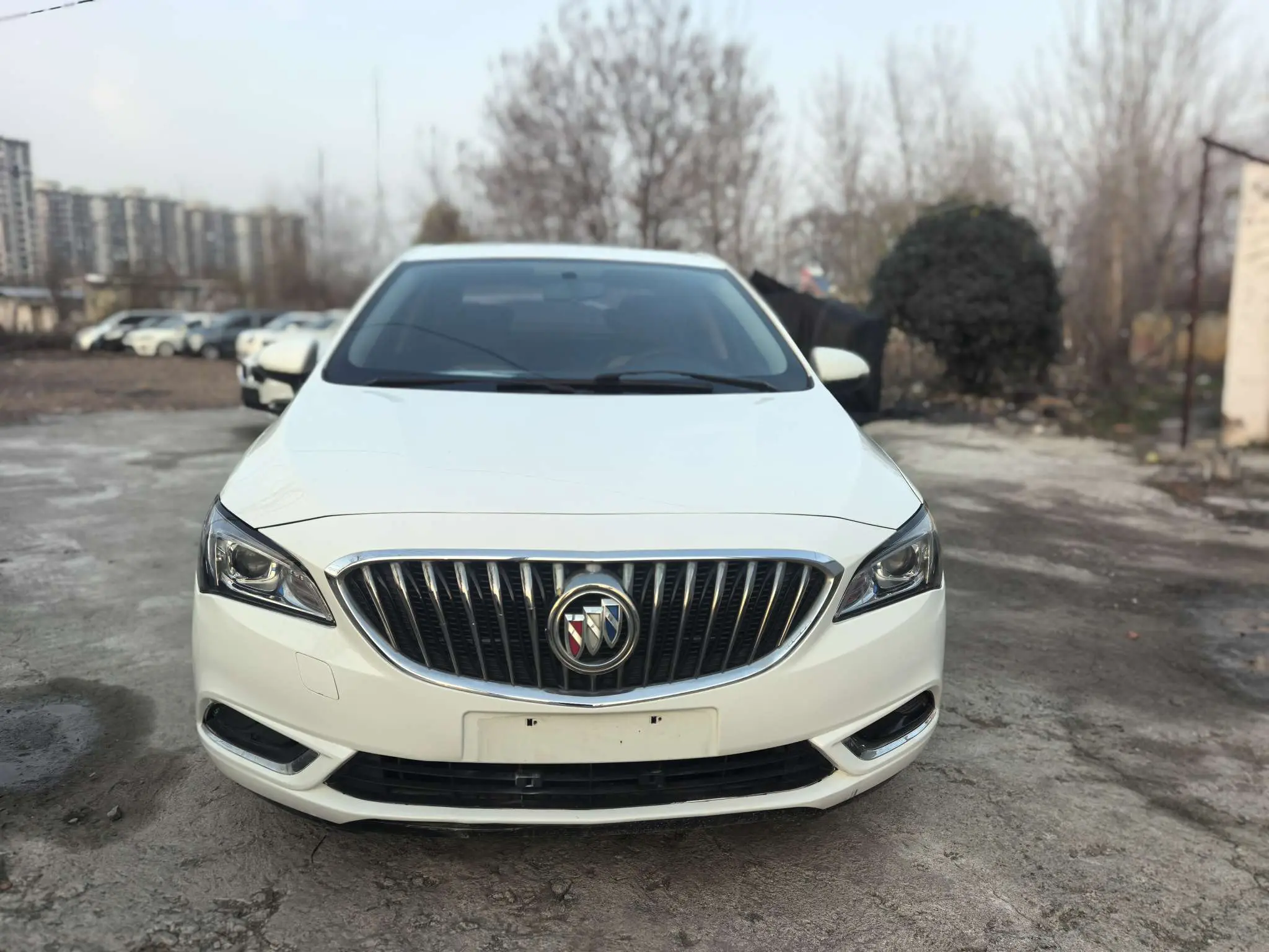 Buick Valeant  из Китая