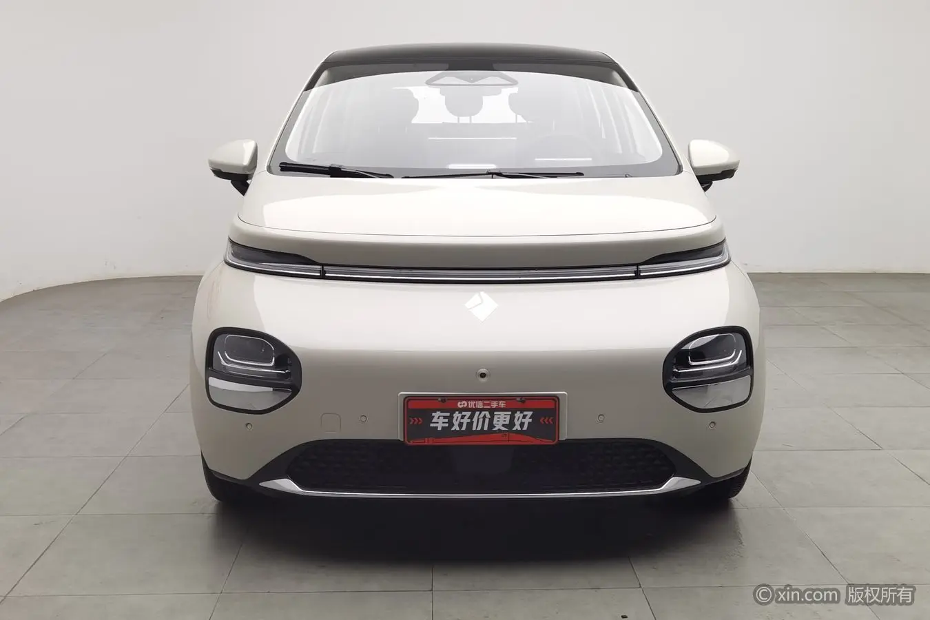 Baojun Clouds  из Китая