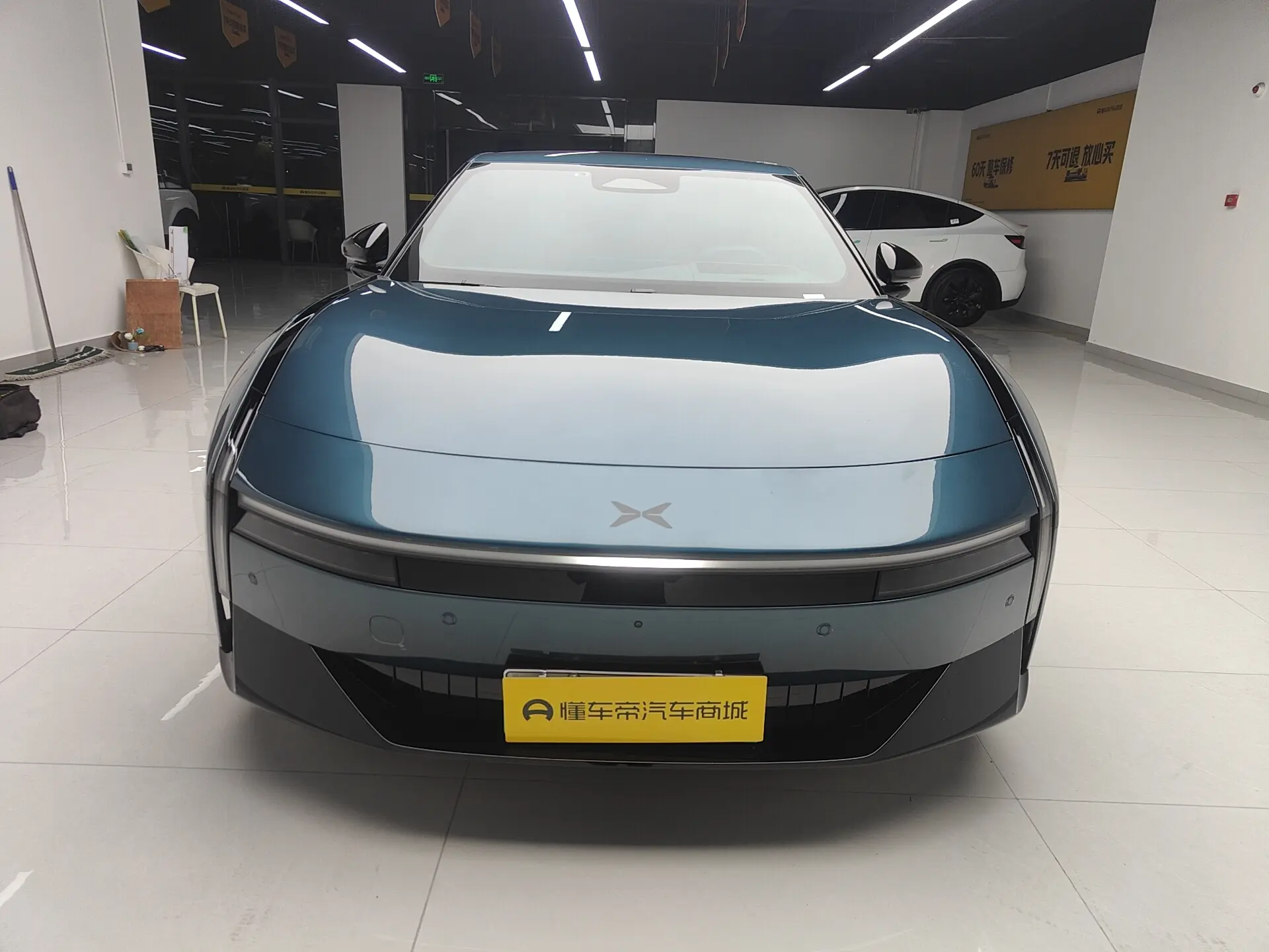 Xpeng P7  из Китая