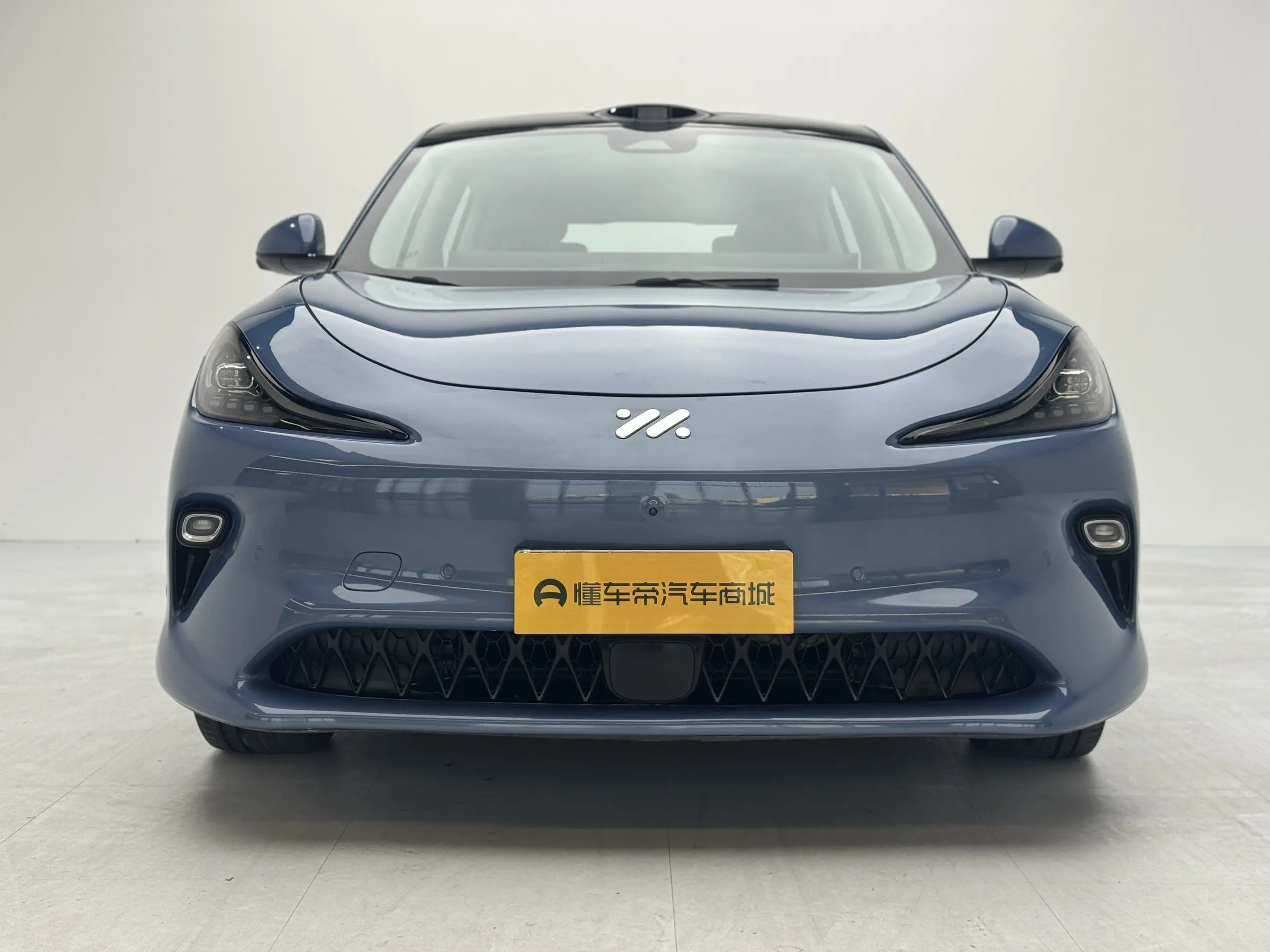 Zhiji LS6  из Китая