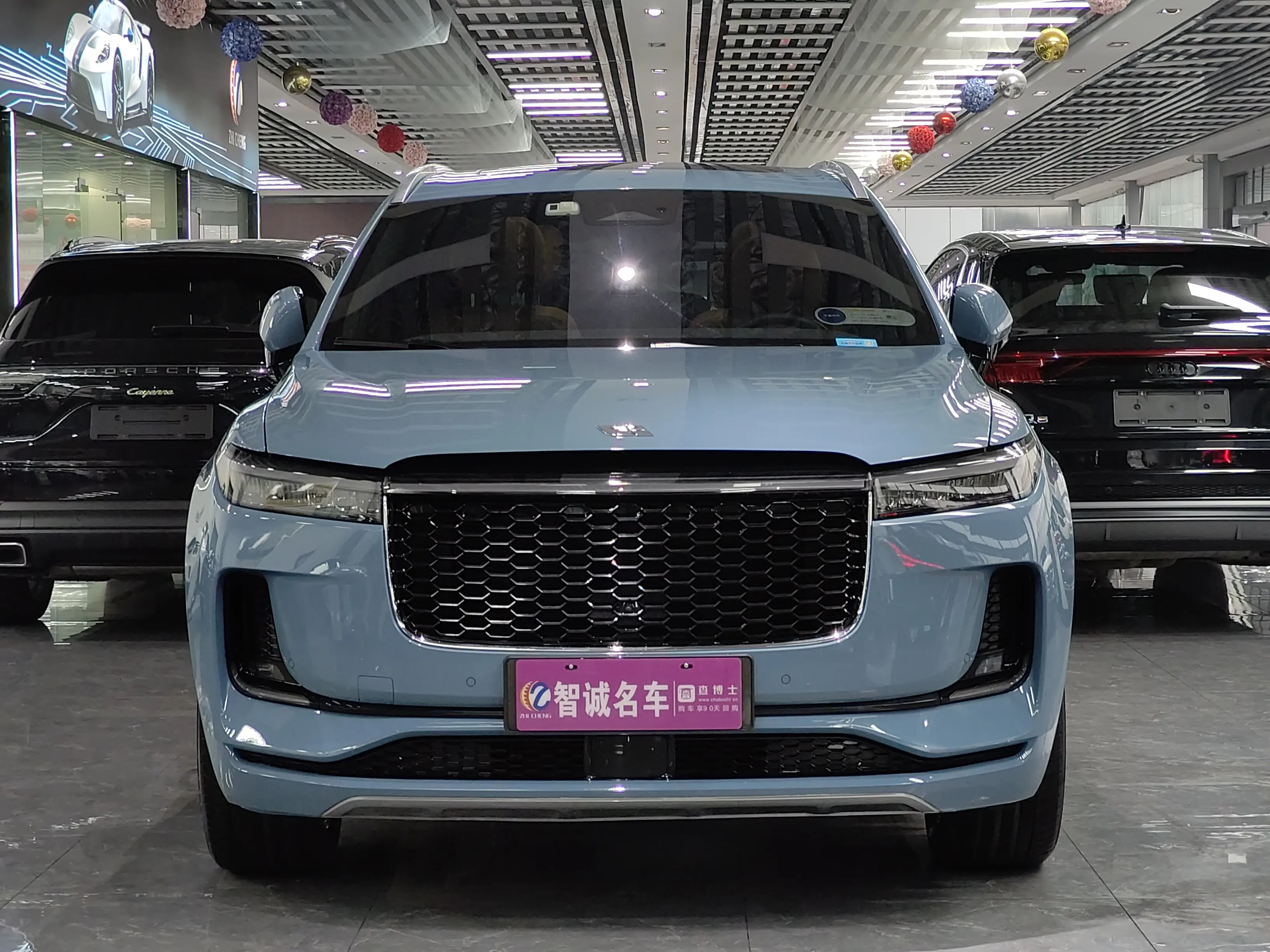 Li ONE (Ideal ONE)  из Китая