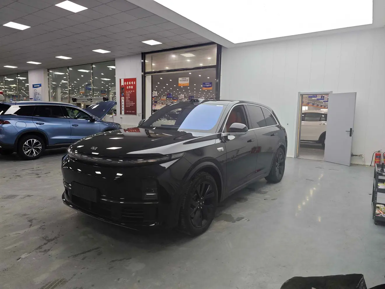 Li L7 (Ideal L7)  из Китая