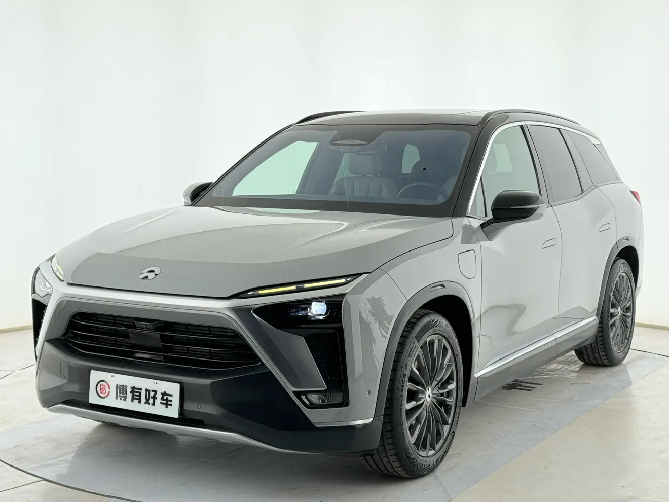NIO ES8  из Китая