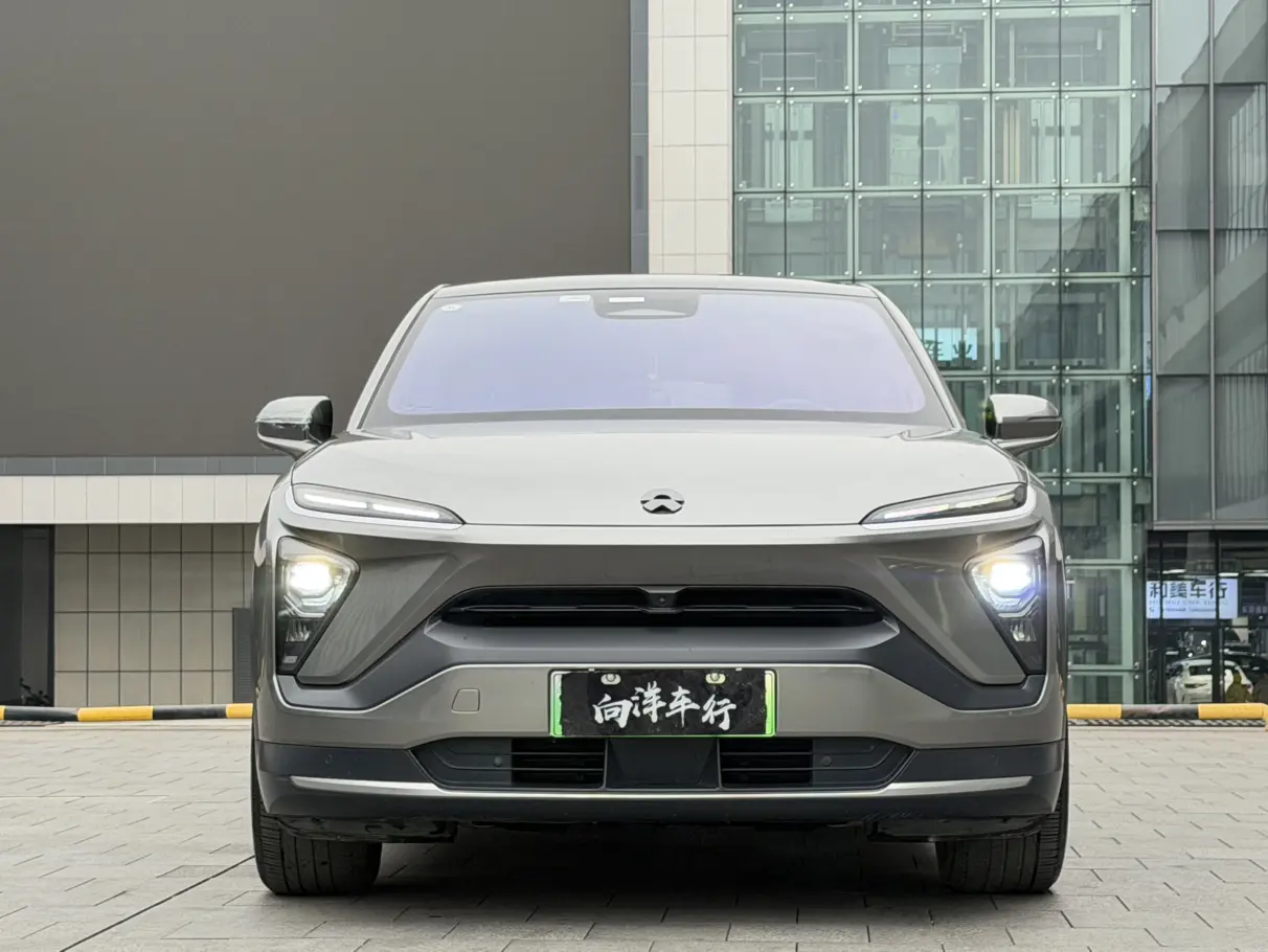 NIO EC6  из Китая