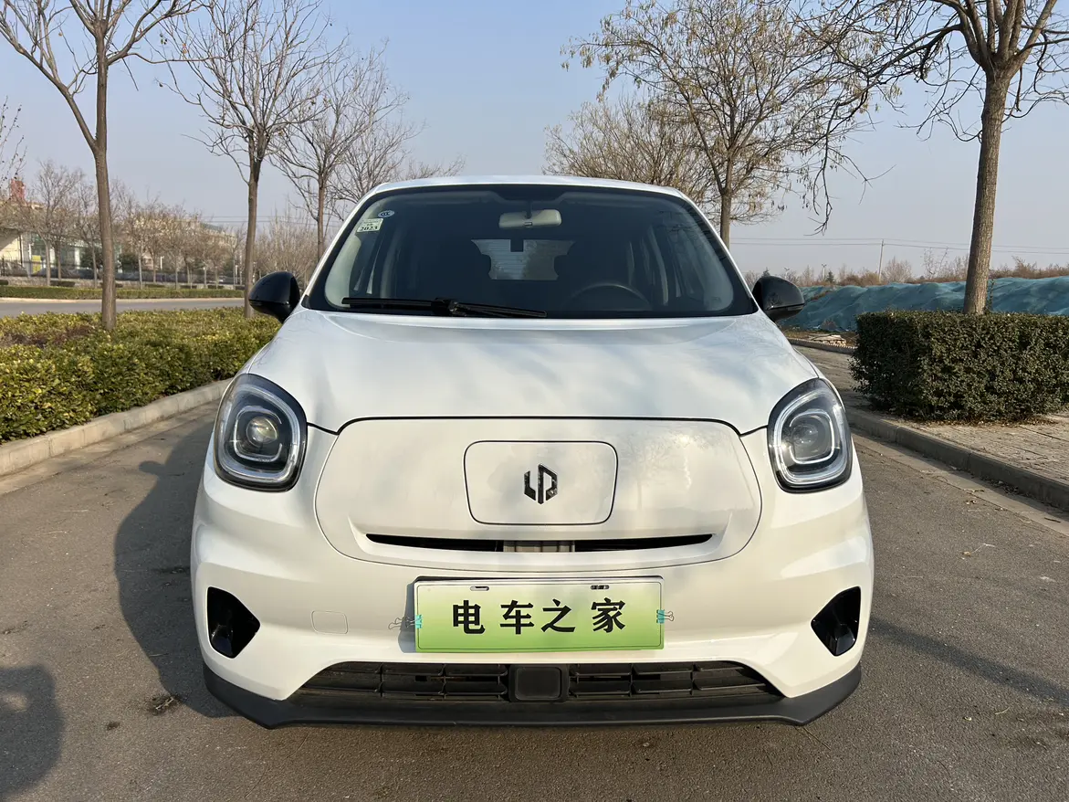 Leapmotor Zero running T03  из Китая