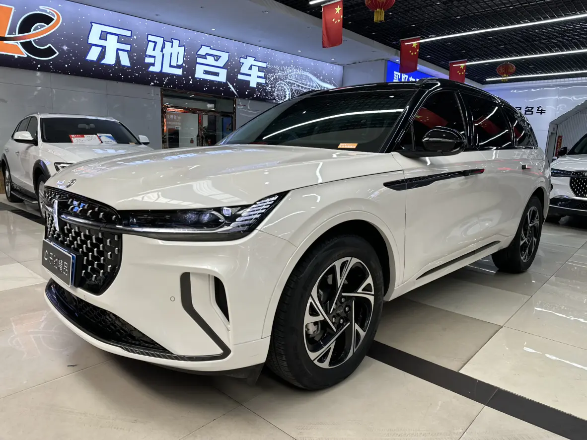 Lincoln Navigator  из Китая