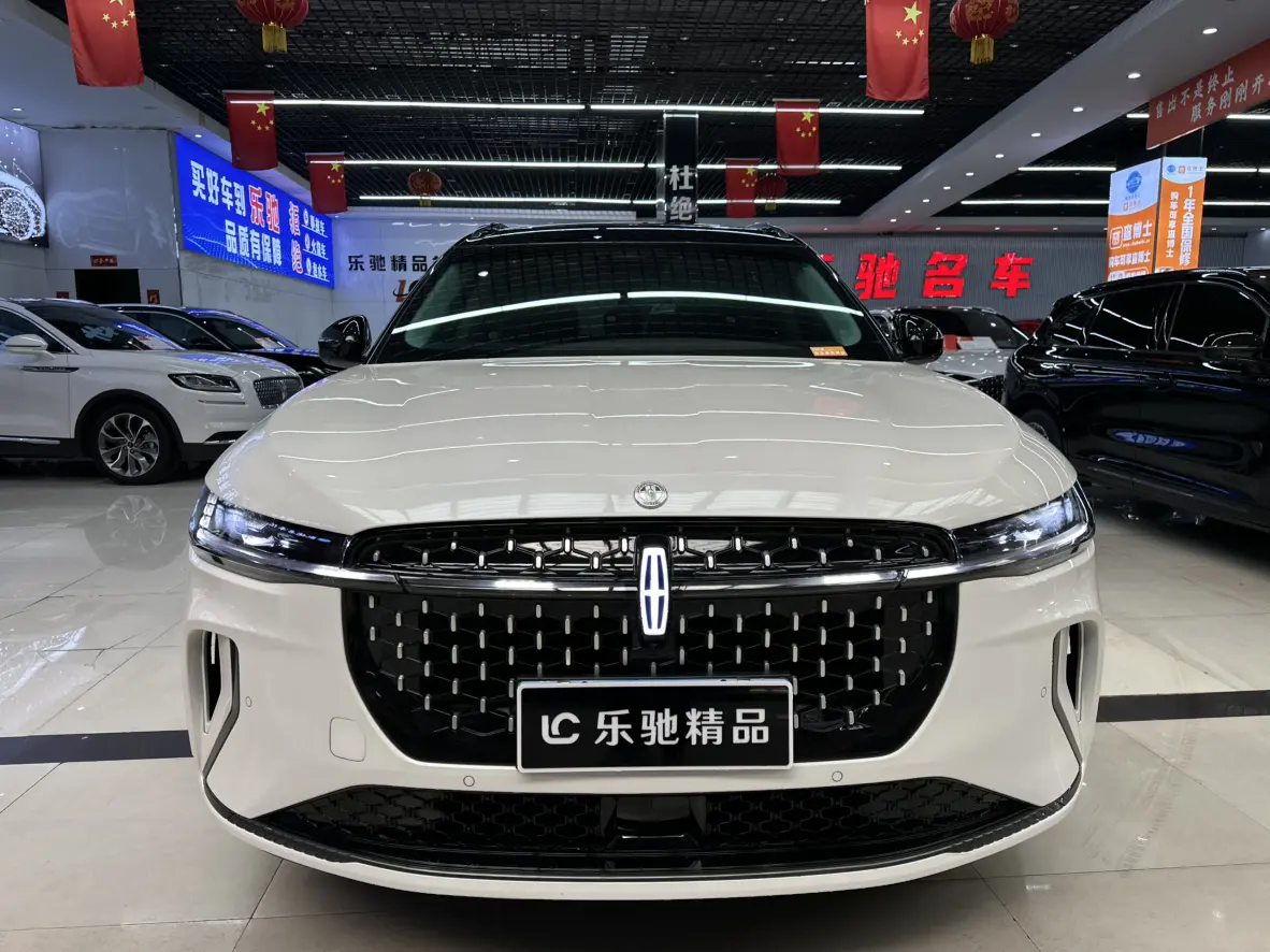 Lincoln Navigator  из Китая