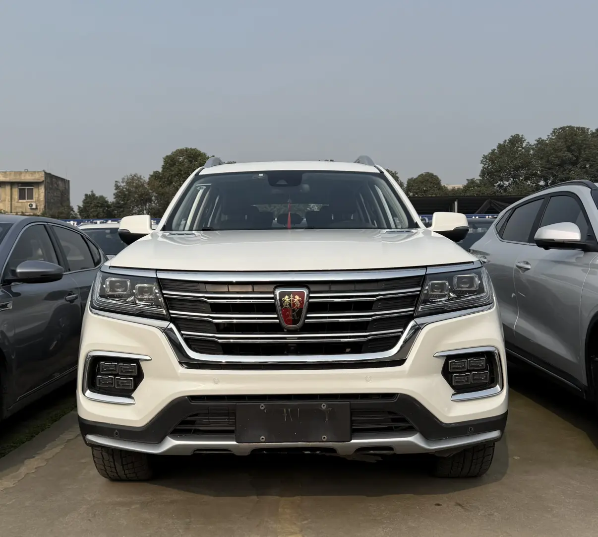 Roewe RX8  из Китая