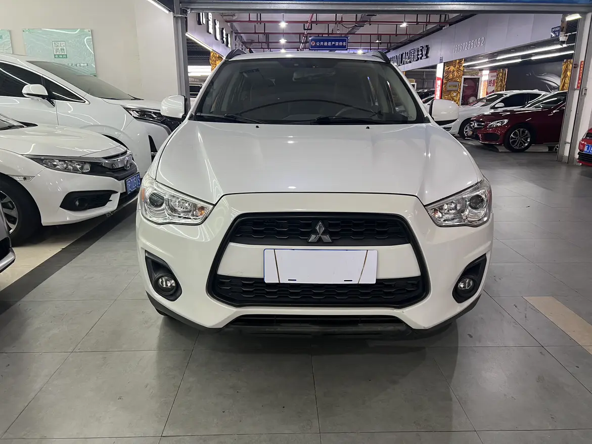 Mitsubishi Jinxuan ASX  из Китая