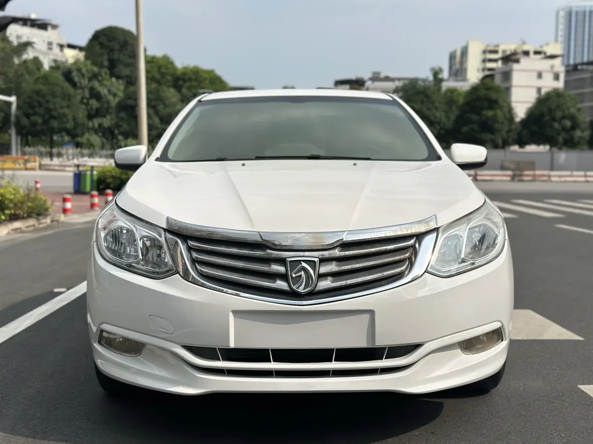 Baojun 630  из Китая