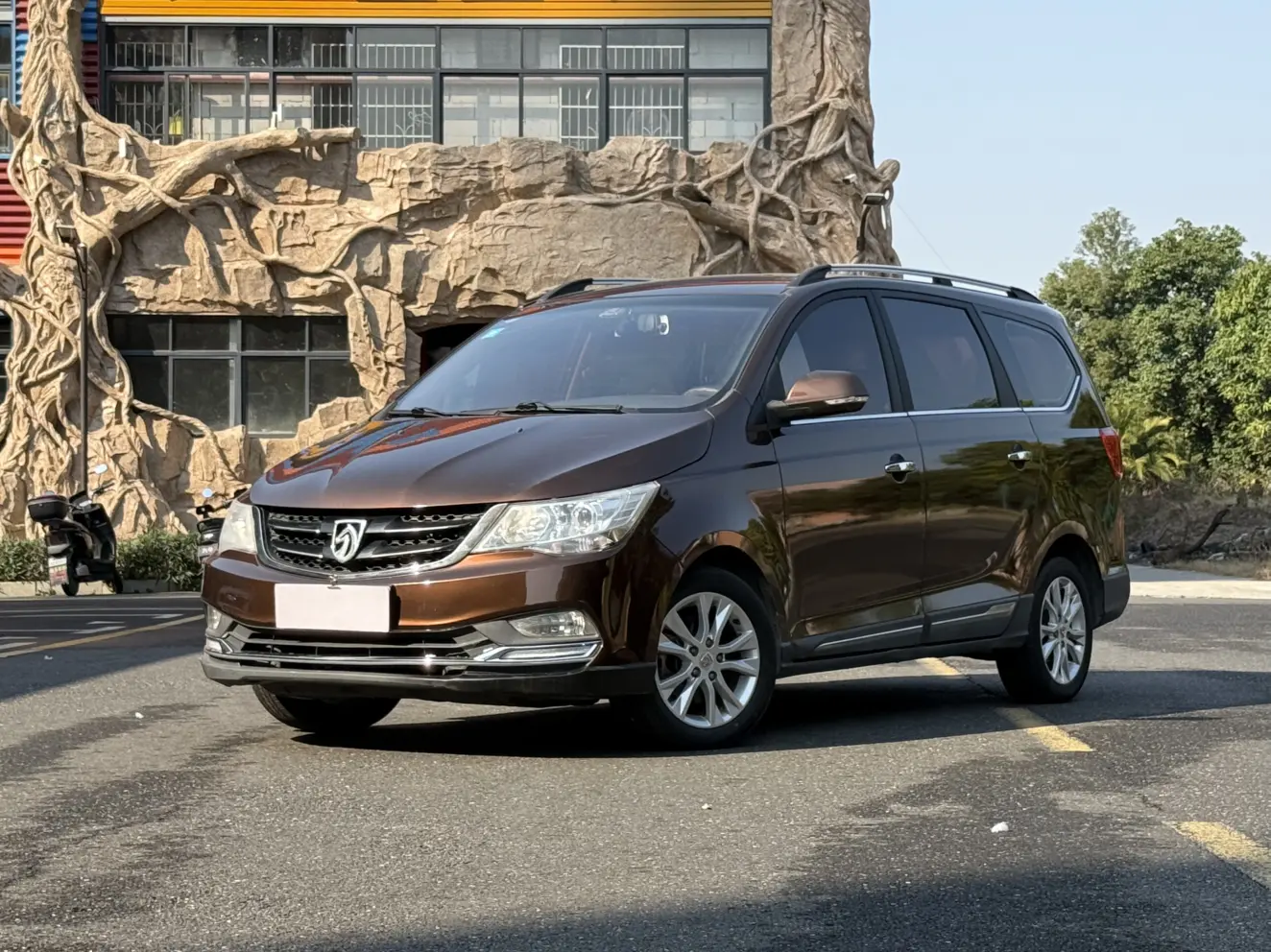 Baojun 730  из Китая