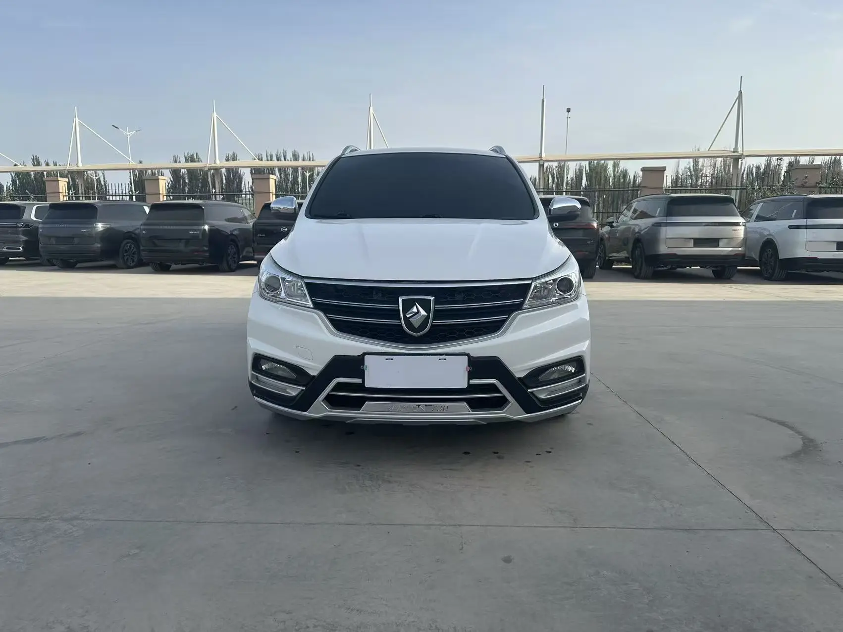 Baojun 730  из Китая