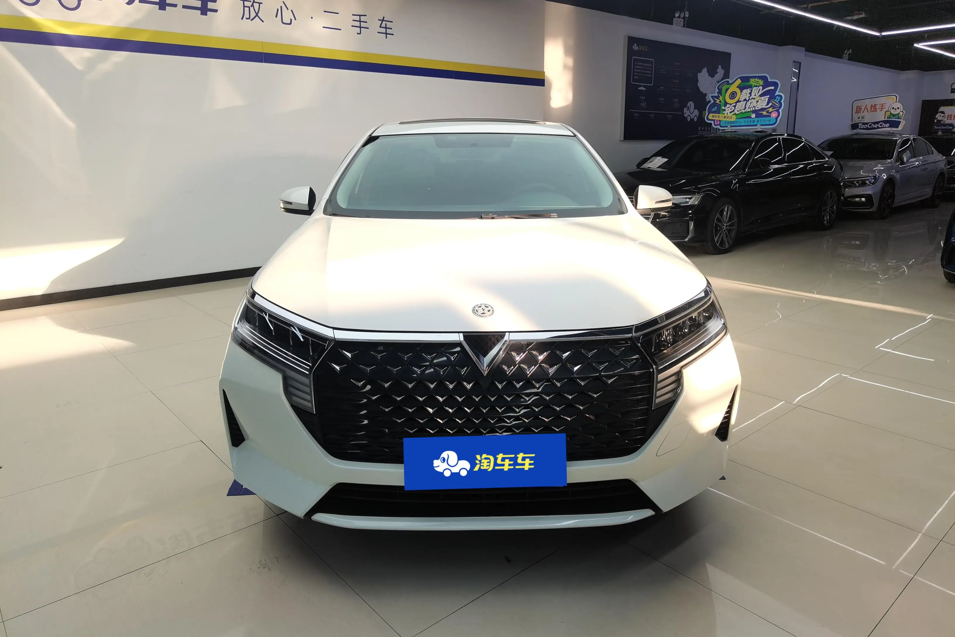 Kai Chen Venucia D60  из Китая